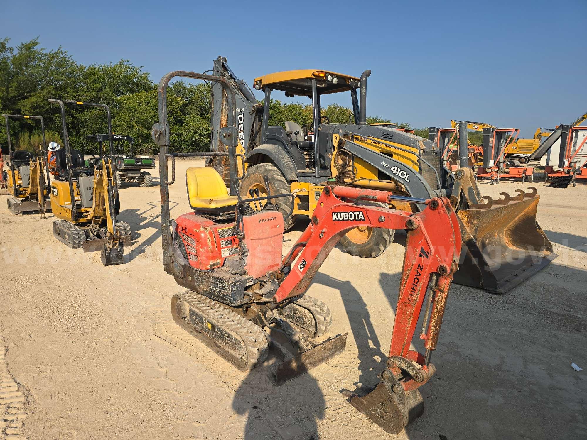 2014 Kubota K008-3 Compact Hydraulic Excavator Kubota K008 Government Surplus Auction - Photo #4