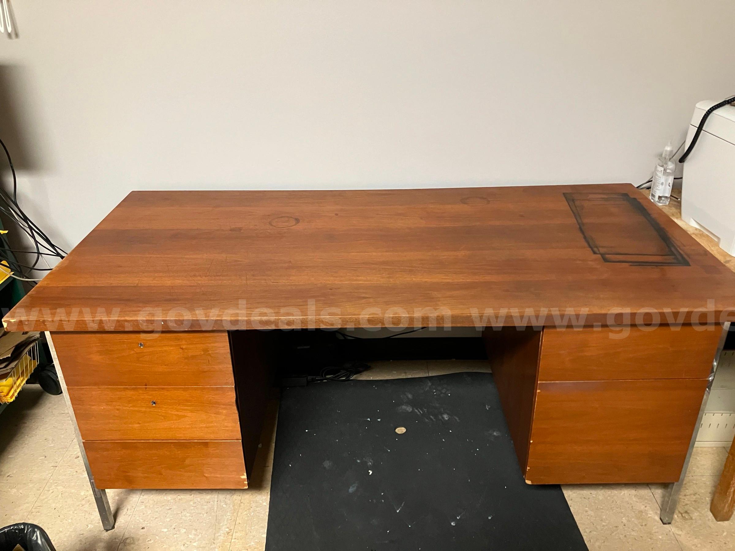 Wooden Library Desk   Government Surplus Auction - Primary Photo