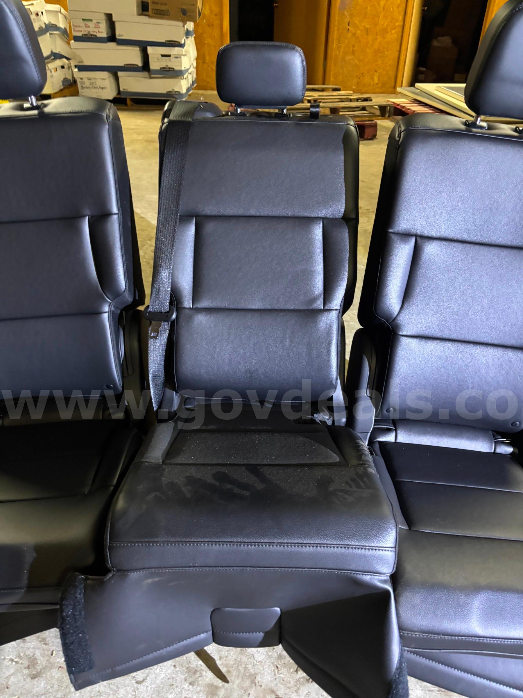 2026 Ford Explorer Rear Seats Ford Explorer Government Surplus Auction - Primary Photo