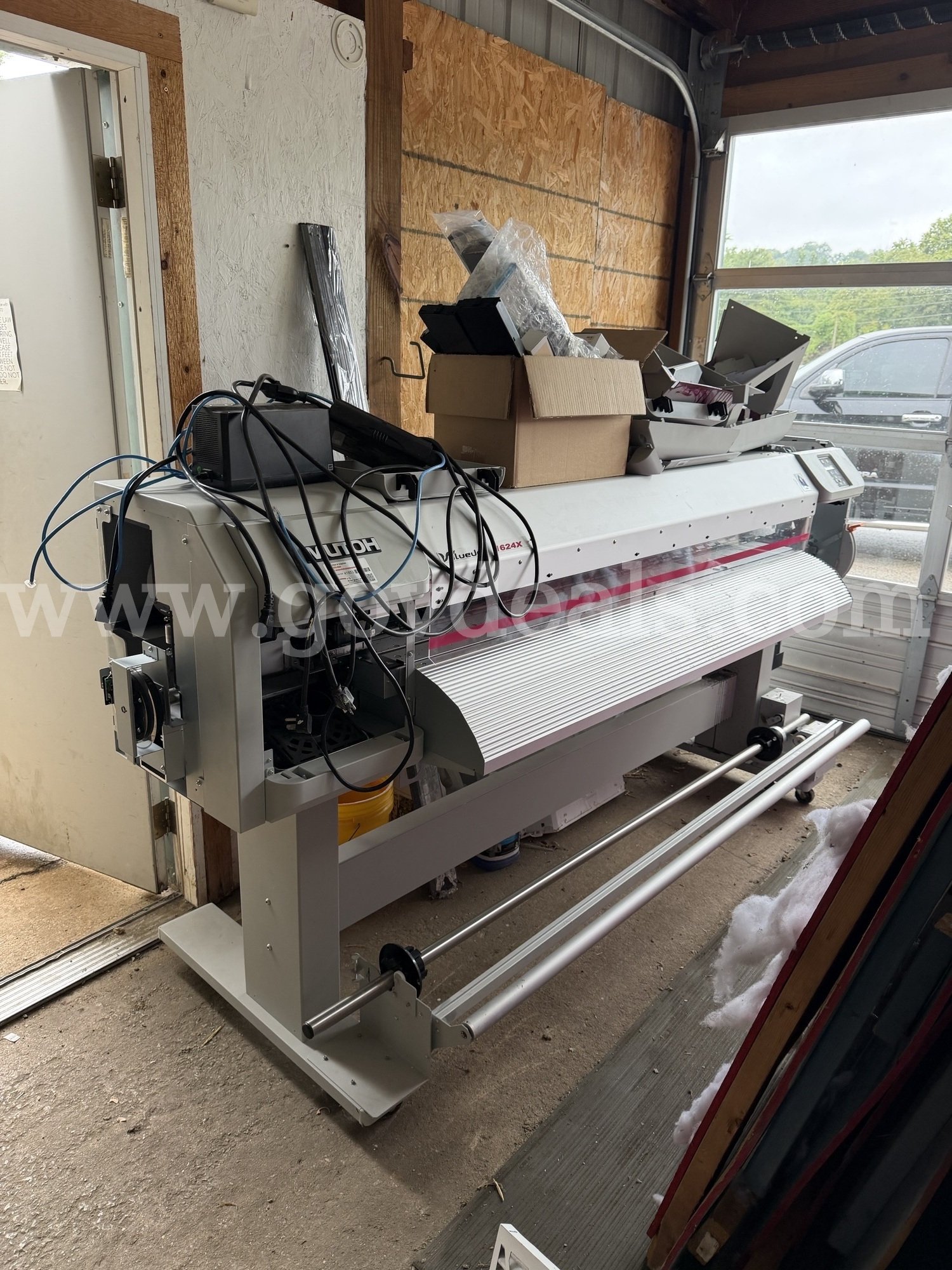 Mutoh ValueJet 1624X Large Format Sign Printer Mutoh 1624X Government Surplus Auction - Photo #2