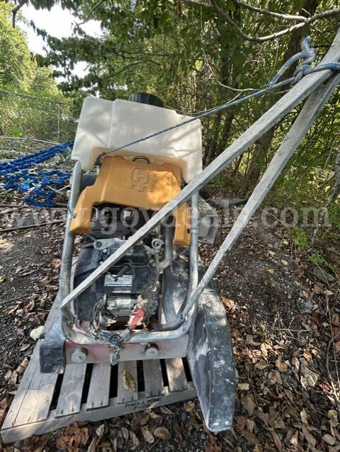 2015 Husqvarna FS520 Walk Behind Saw Husqvarna FS520 Government Surplus Auction - Photo #2