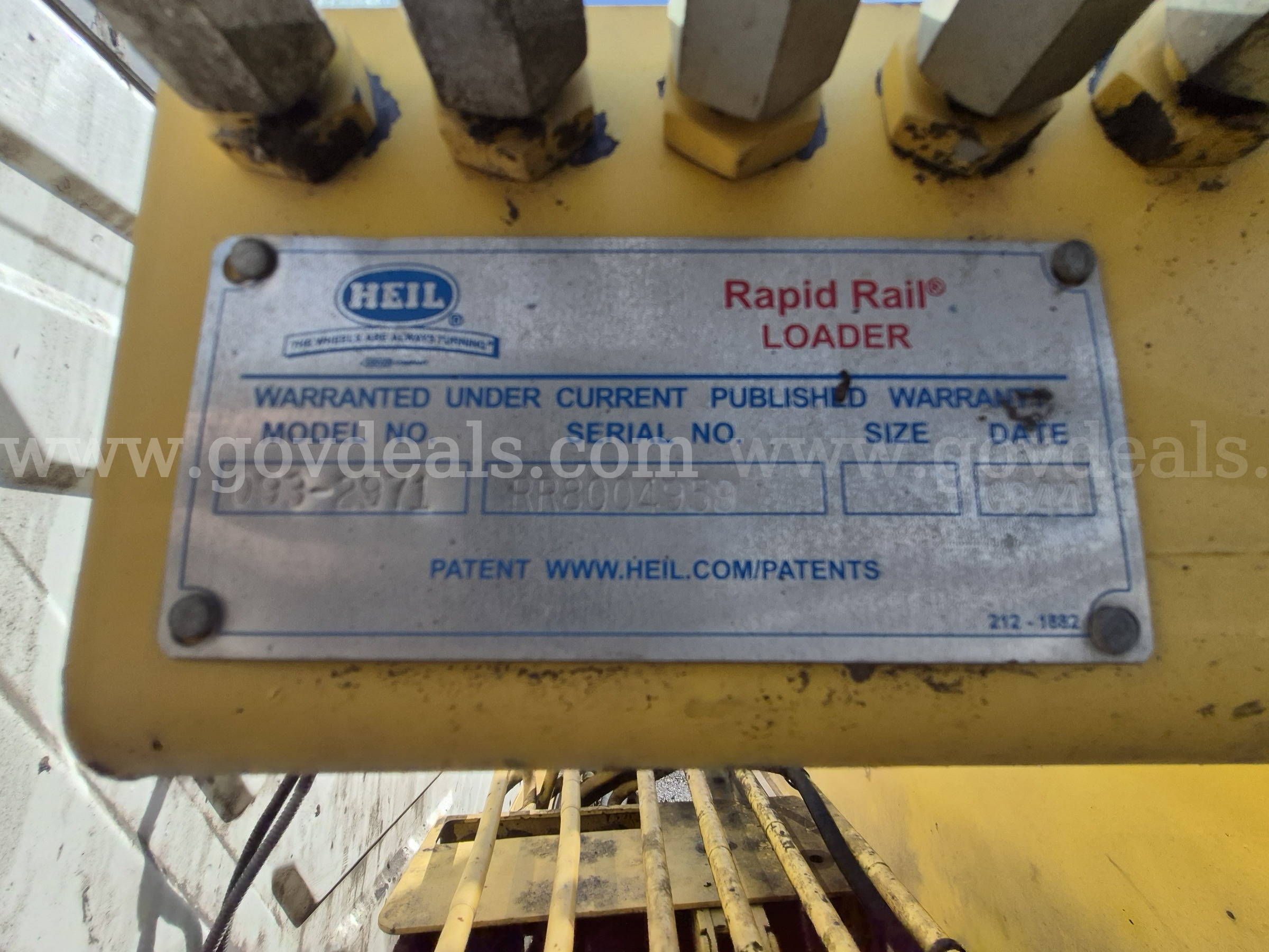 2017 International 7400 Heil Side Load Automated Refuse Truck International 7400 Government Surplus Auction - Photo #3
