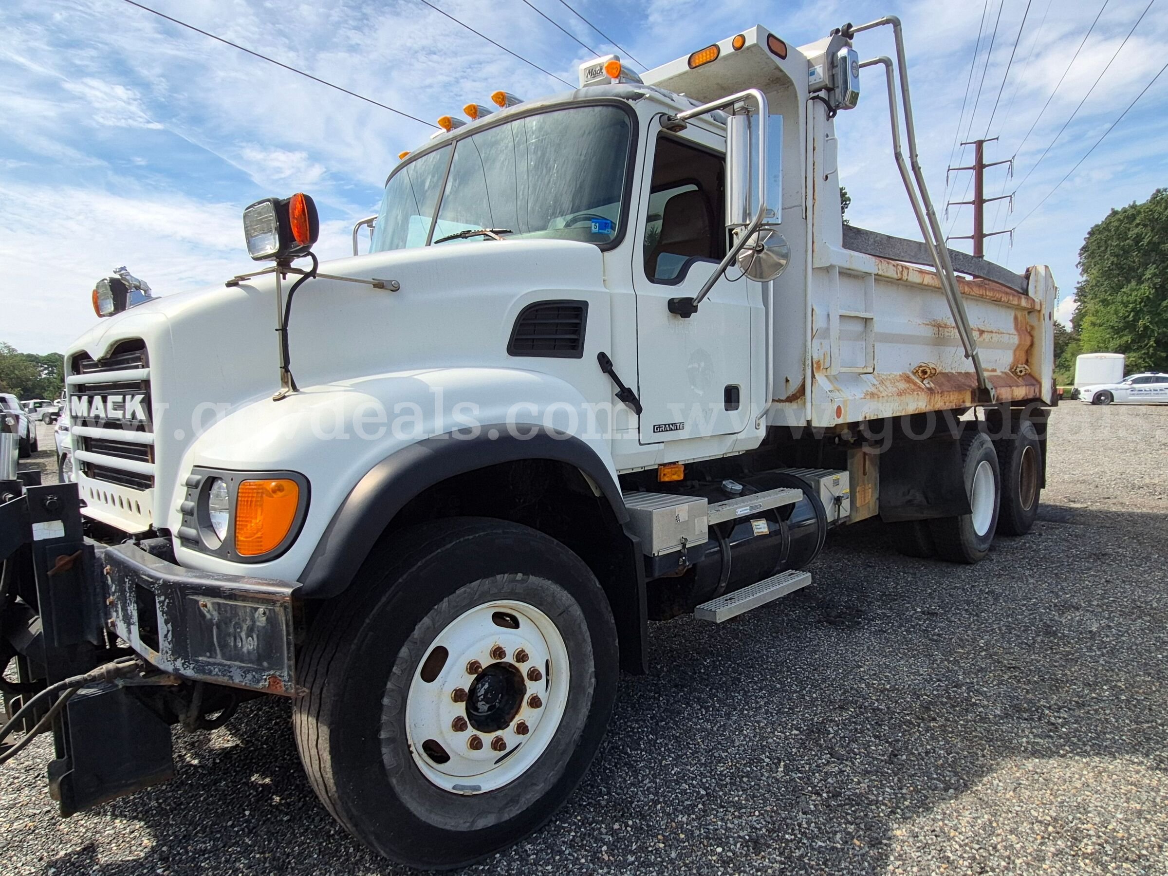 2007 Mack CV713 Granite Tandem Dump Truck Mack CV713 Government Surplus Auction - Photo #2