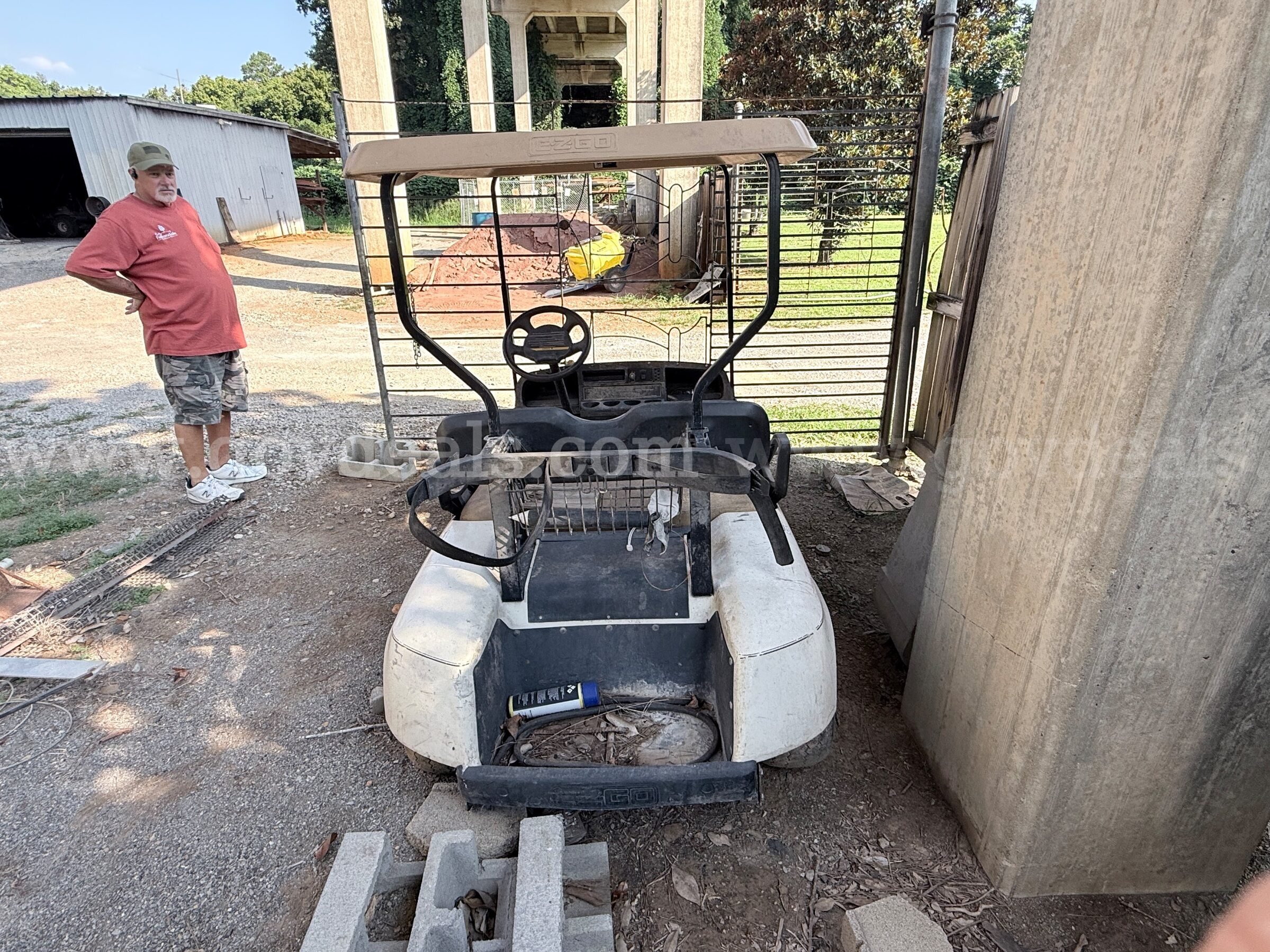 E-Z Go Golf Cart E-Z Go Unknown Government Surplus Auction - Photo #4