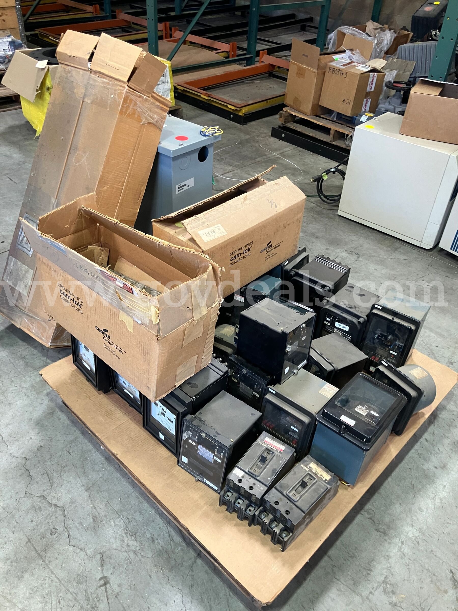 Pallet of Electrical switches, transformer, relays, circuit breakers, etc.   Government Surplus Auction - Photo #5