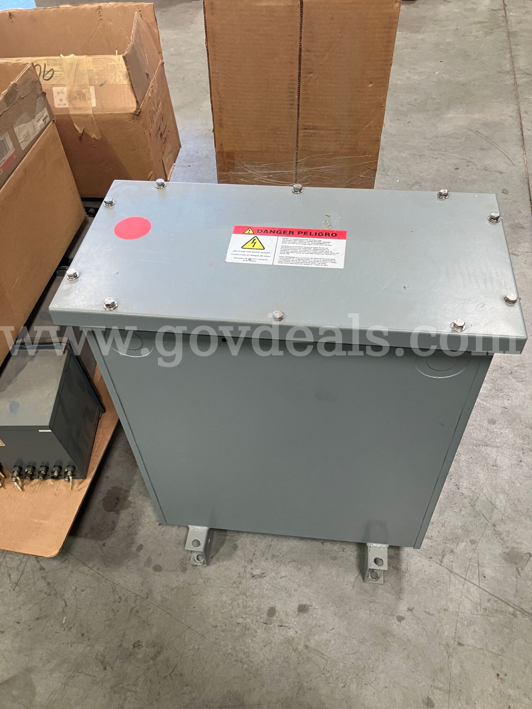 Pallet of Electrical switches, transformer, relays, circuit breakers, etc.   Government Surplus Auction - Photo #6