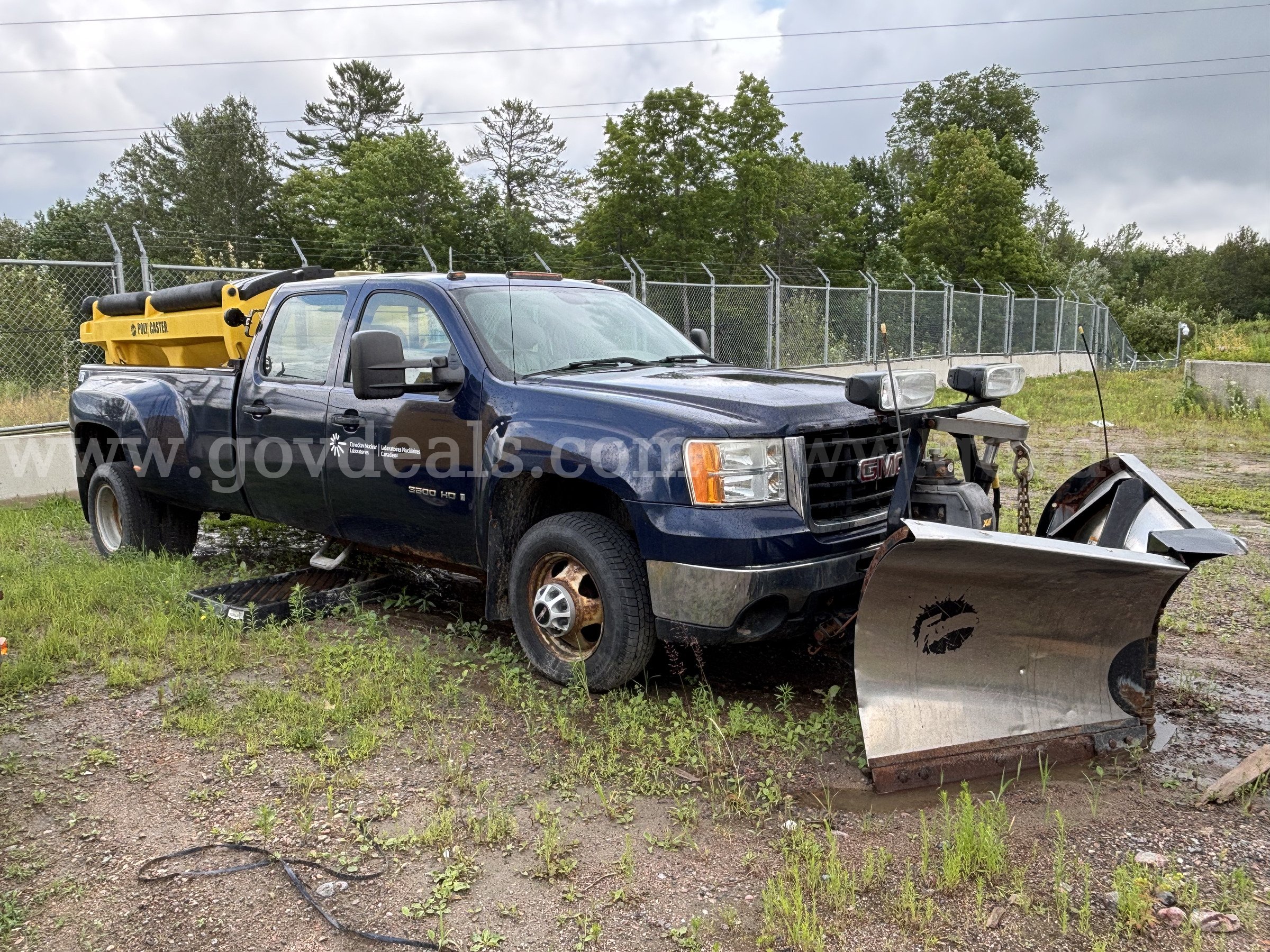 2009 GMC Sierra 3500HD Work Truck Crew Cab DRW 4WD