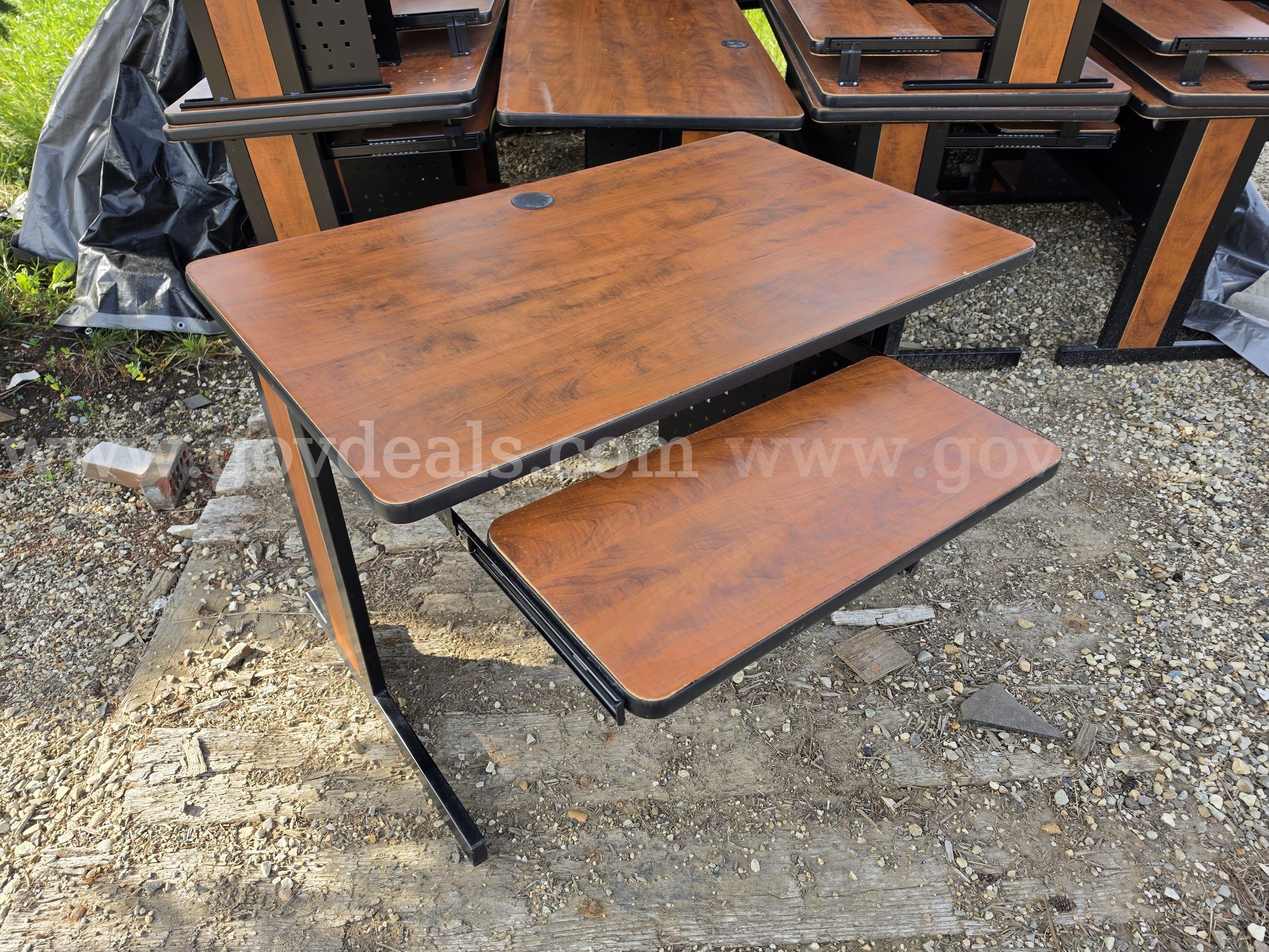 Lot of 4 Computer Workstations with Keyboard Trays