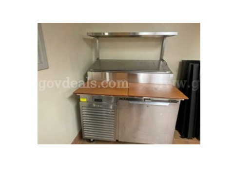 Pizza Prep Station w/Refrigerator