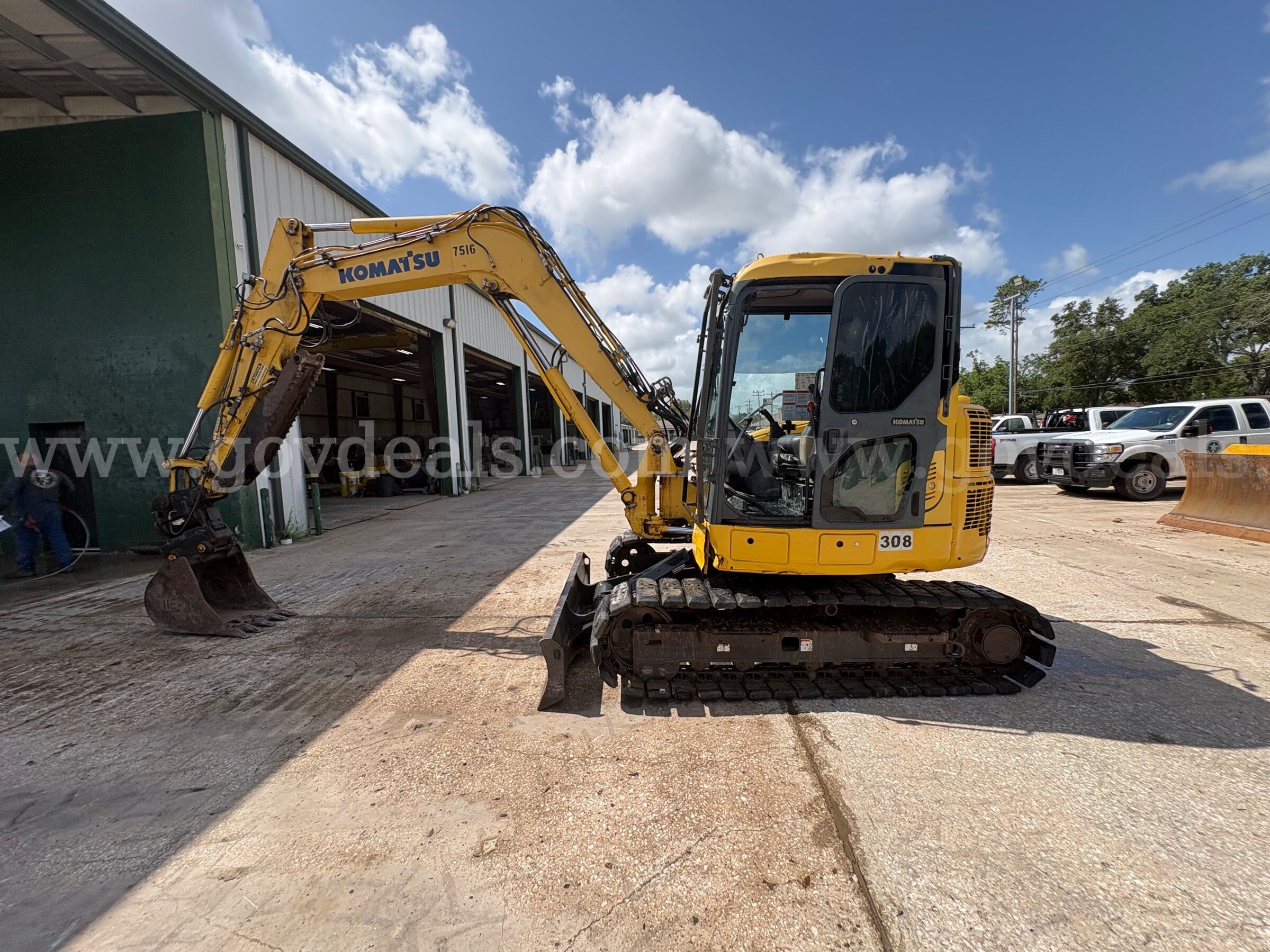 2016 KOMATSU PC88MR MINI EX