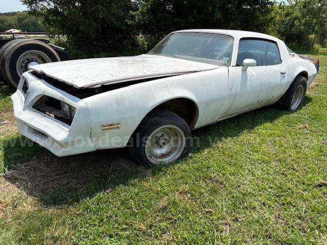 1977 PONTIAC FIREBIRD PONTIAC FIREBIRD Government Surplus Auction - Photo #2