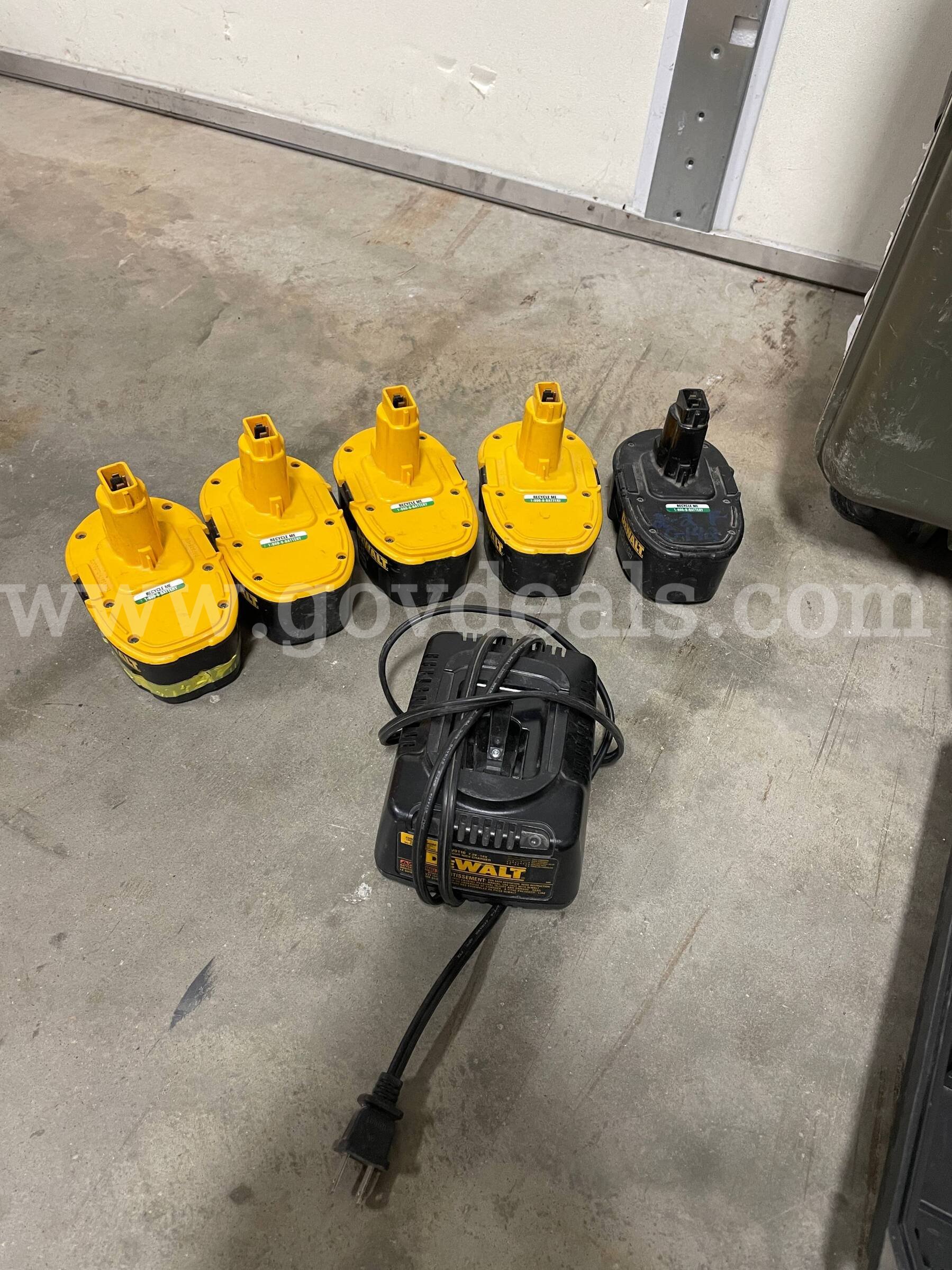 3 S-K tool boxes and 18V Dewalt power tools S-K and Dewalt  Government Surplus Auction - Photo #4