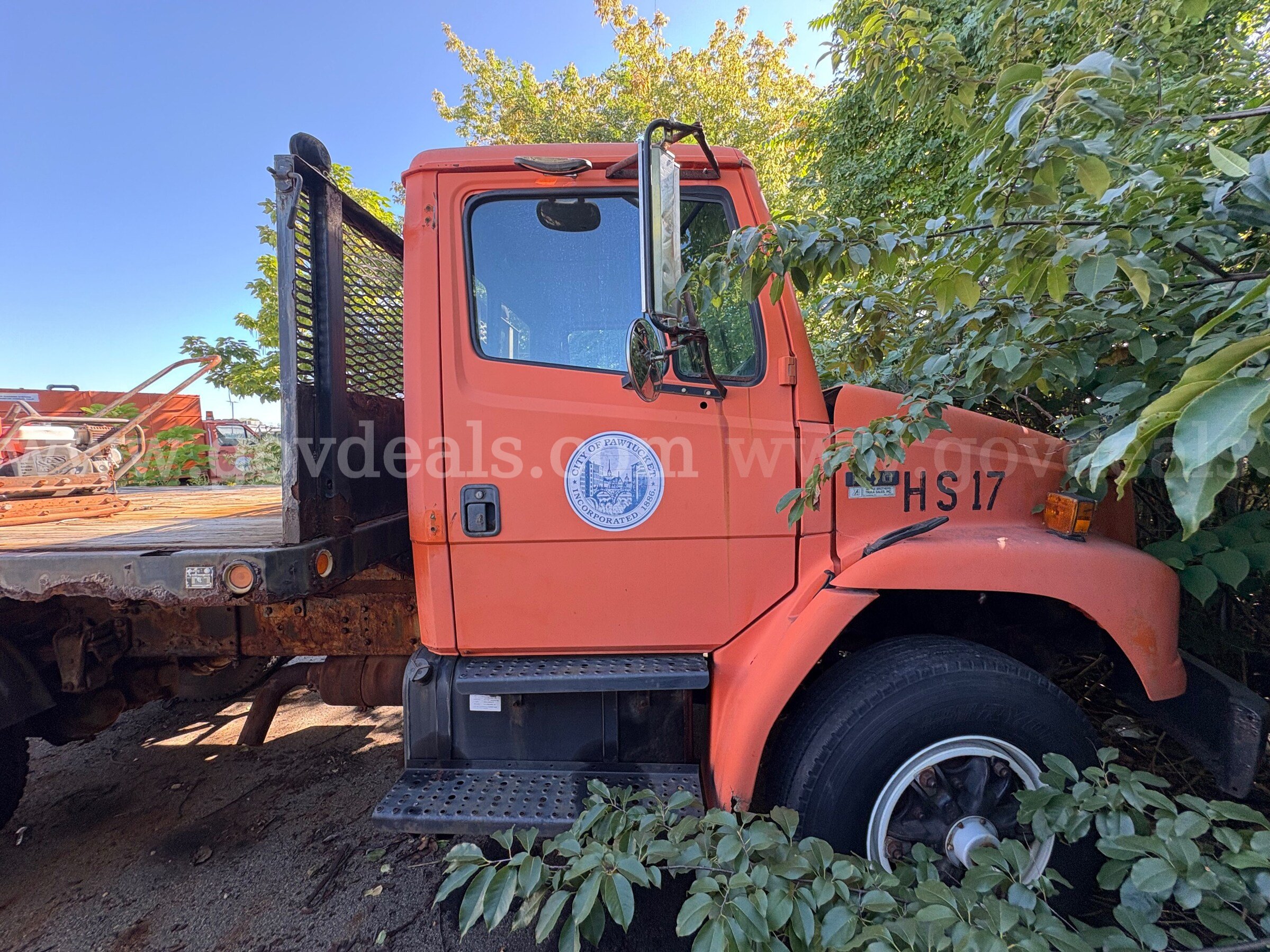 Freightliner Freightliner  Government Surplus Auction - Photo #3