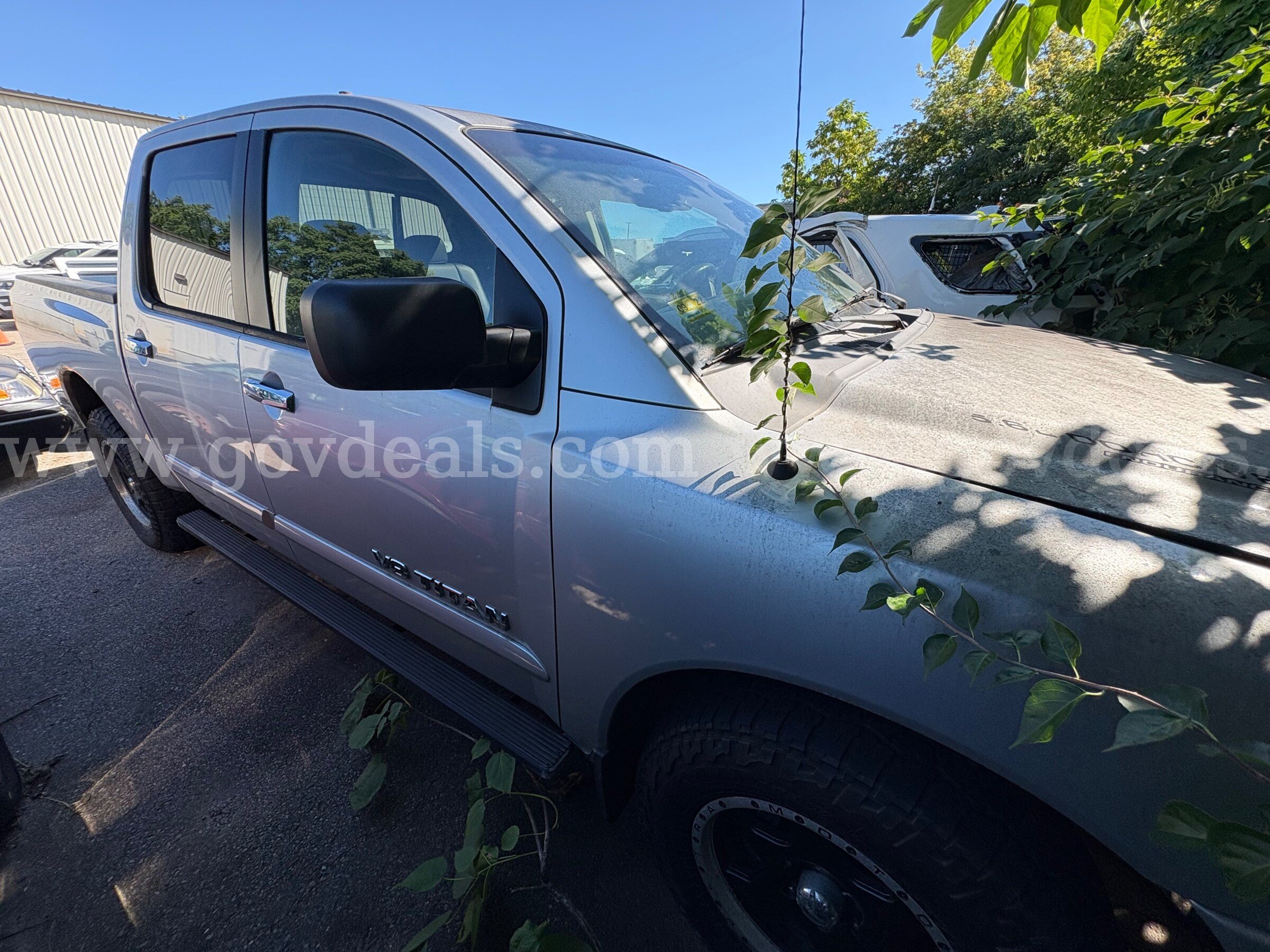 2007 Nissan Titan SE Crew Cab 4WD Nissan Titan Government Surplus Auction - Photo #6