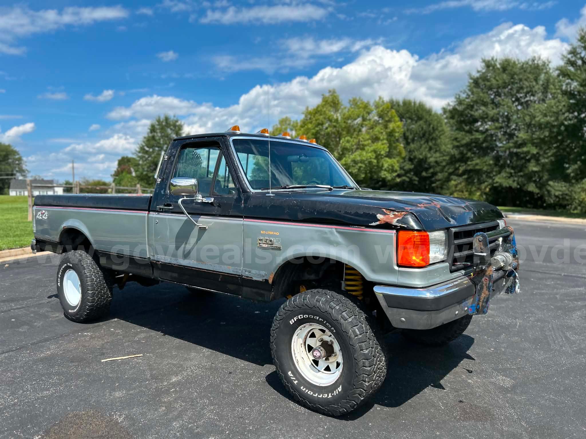 1989 Ford F-150 Reg. Cab Long Bed 4WD Ford F-150 Government Surplus Auction - Photo #2