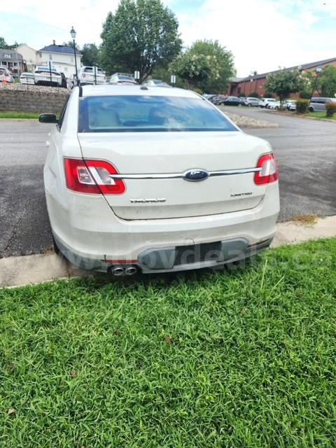 2010 Ford Taurus Ford Taurus Government Surplus Auction - Photo #6