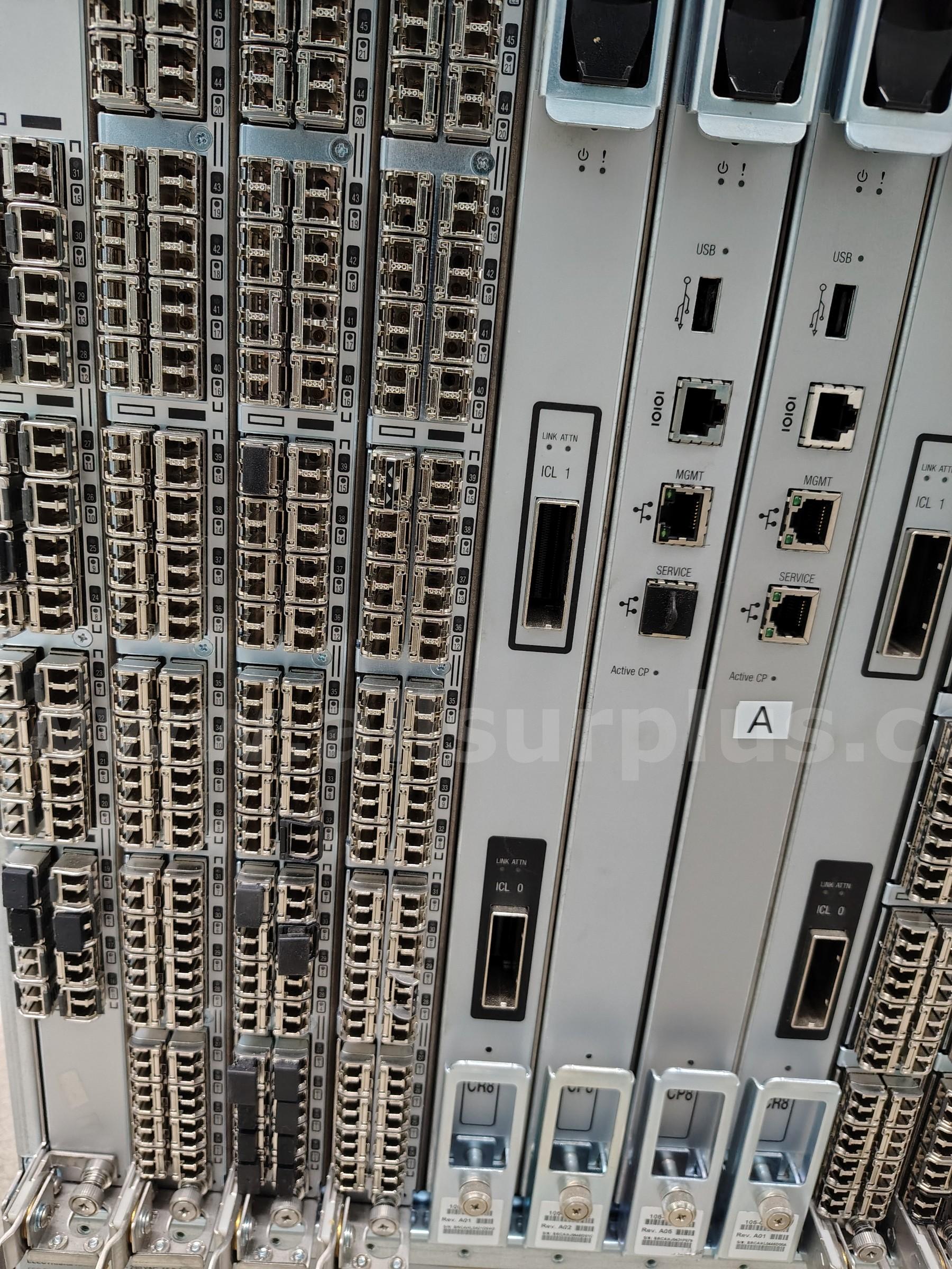 1 LOT 1EA. BROCADE DCX  W/6 EA. FC8-48. 2 EA. FC8-32. 2 CP8. 2 CR8. 4 PSU. 3 FAN. Brocade  Government Surplus Auction - Photo #4