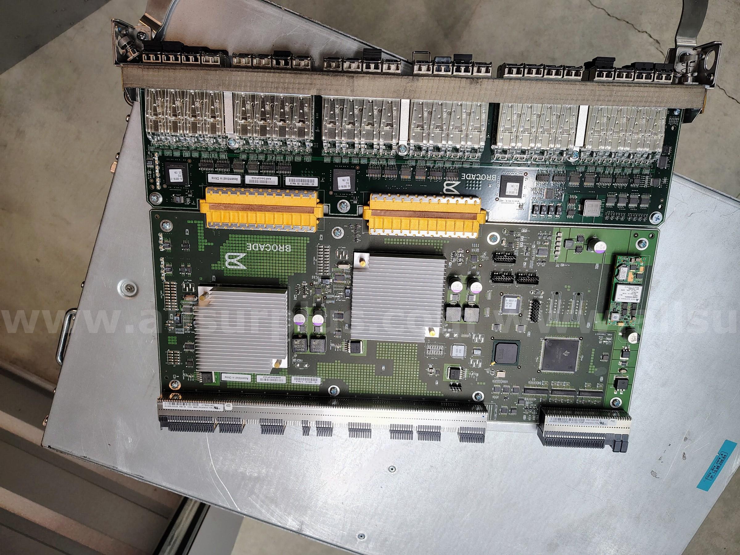 1 LOT 1EA. BROCADE DCX  W/6 EA. FC8-48. 2 EA. FC8-32. 2 CP8. 2 CR8. 4 PSU. 3 FAN. Brocade  Government Surplus Auction - Photo #5