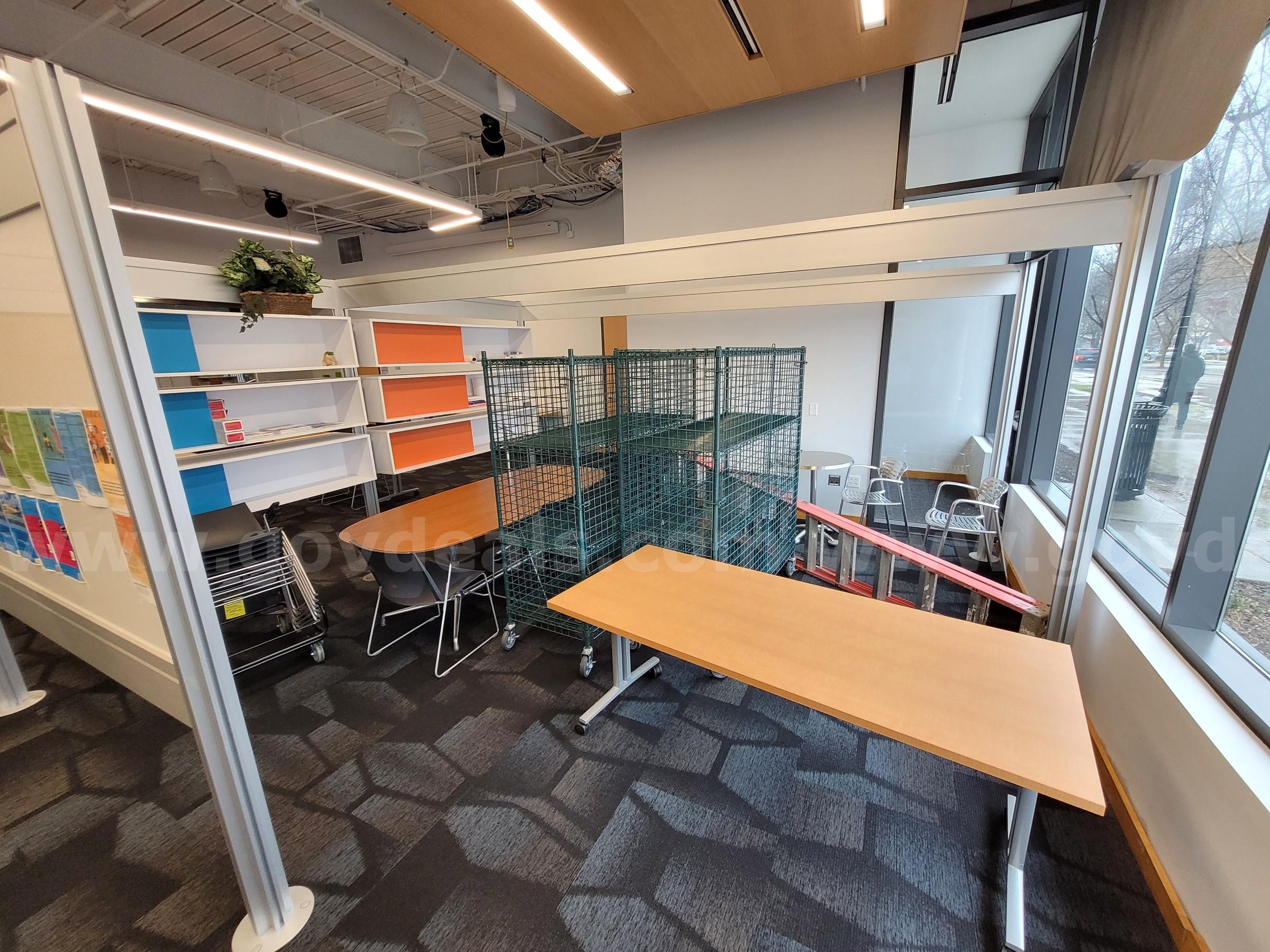 Pathways R Post and Beam by Steelcase Modular Office System   Government Surplus Auction - Photo #2