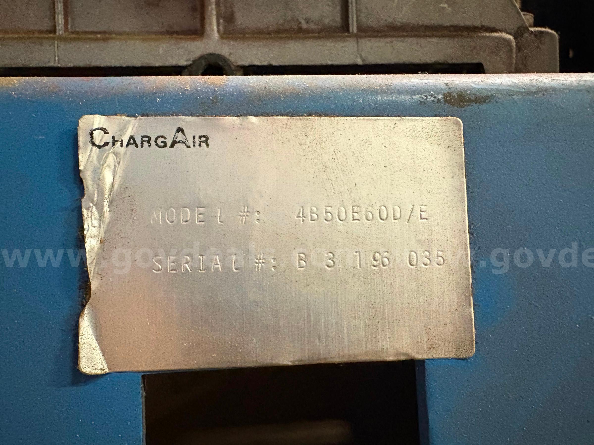 AIR COMPRESSOR 220 VOLT ENERGAIR - LOCAL PICKUP OR SHIP - MA KOBALT 220 Government Surplus Auction - Photo #3