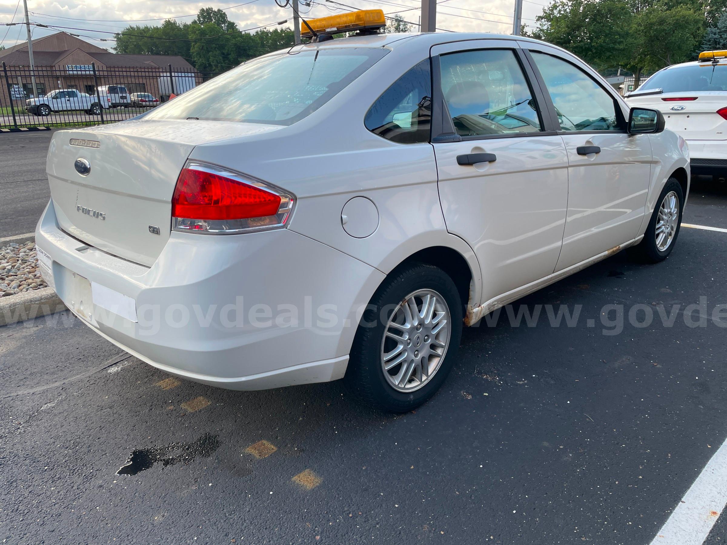 2011 Ford Focus SE Sedan FORD Focus Government Surplus Auction - Photo #5