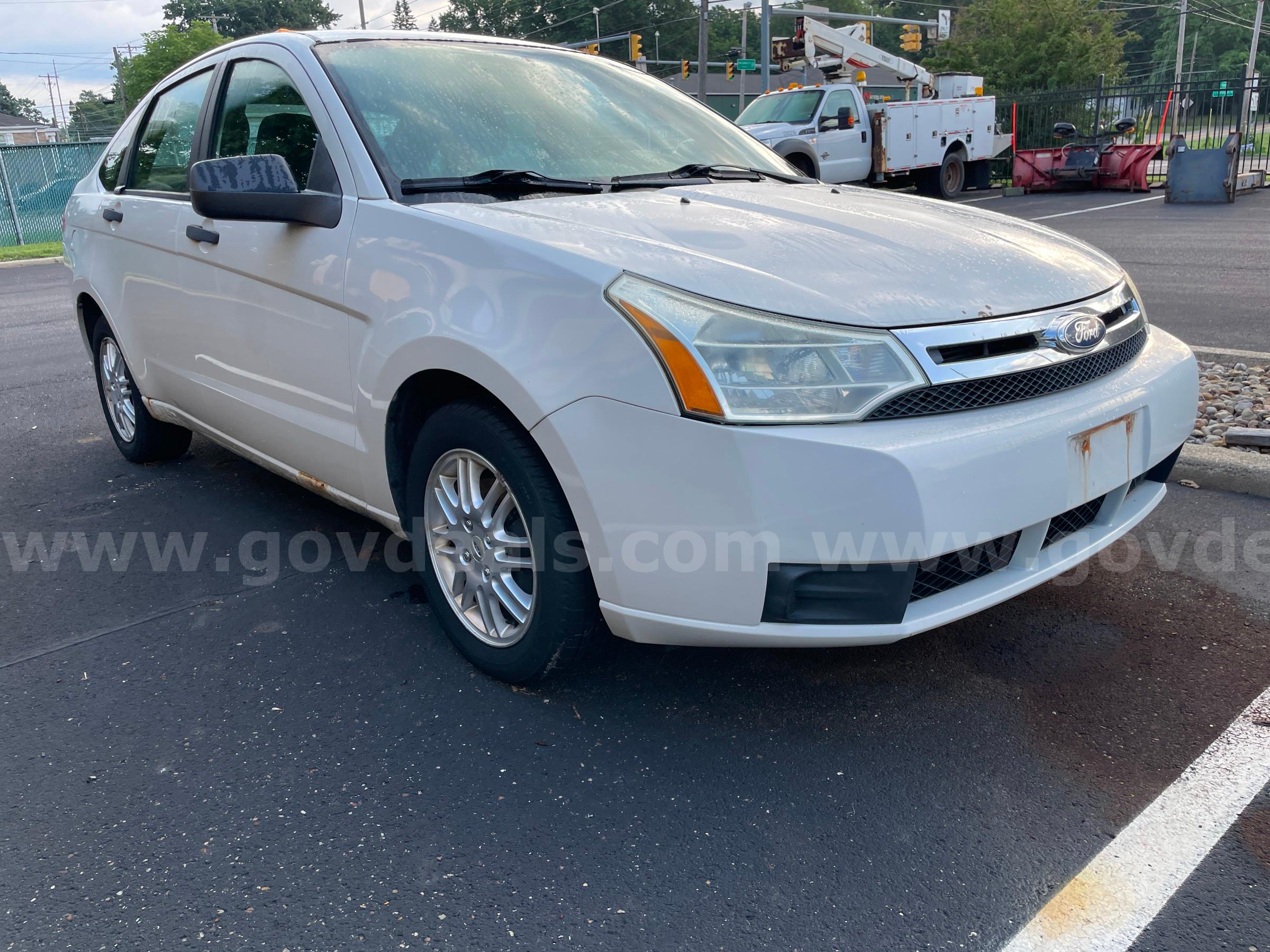 2011 Ford Focus SE Sedan FORD Focus Government Surplus Auction - Photo #6