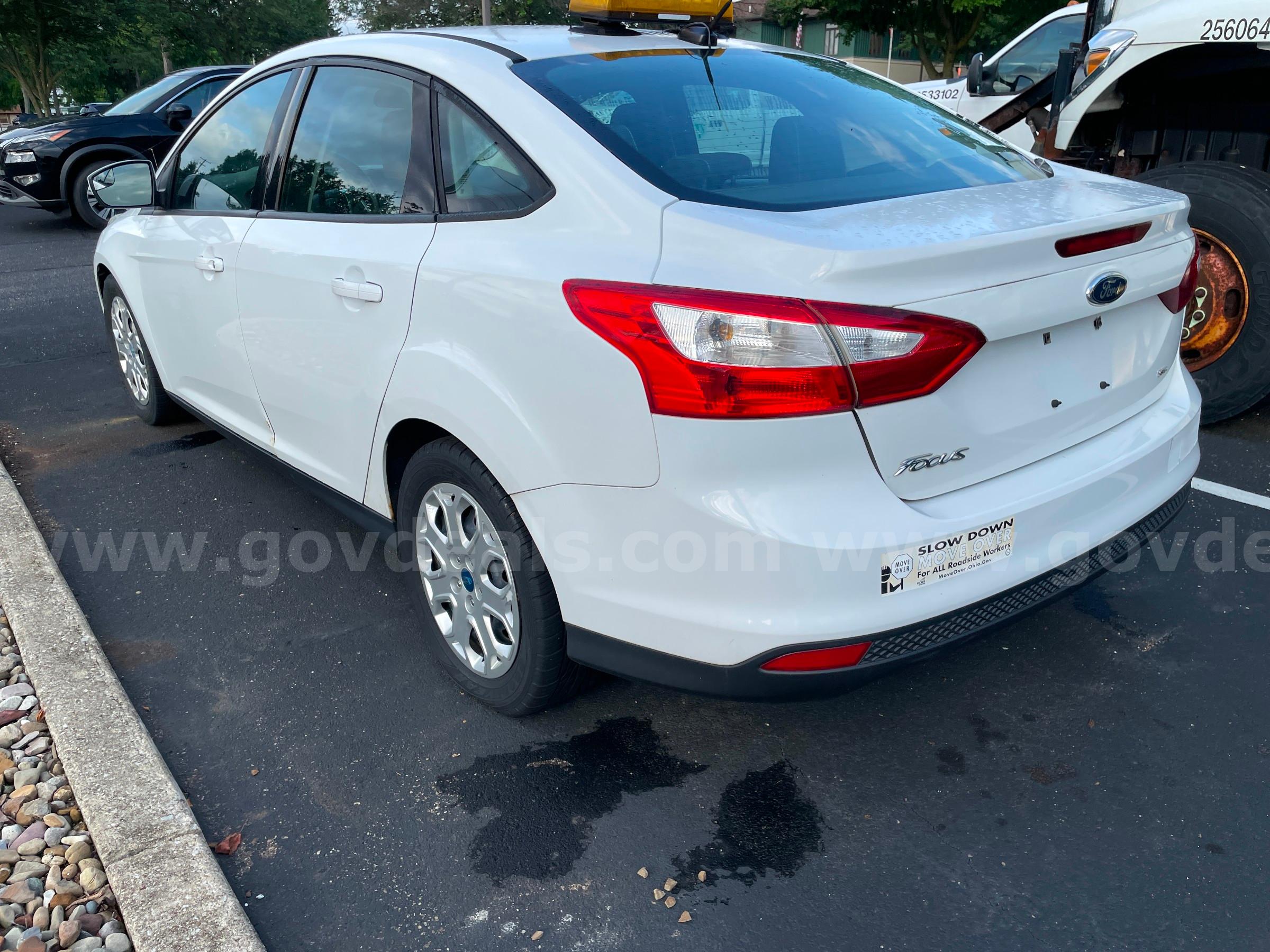 2012 Ford Focus SE Sedan FORD Focus Government Surplus Auction - Photo #3