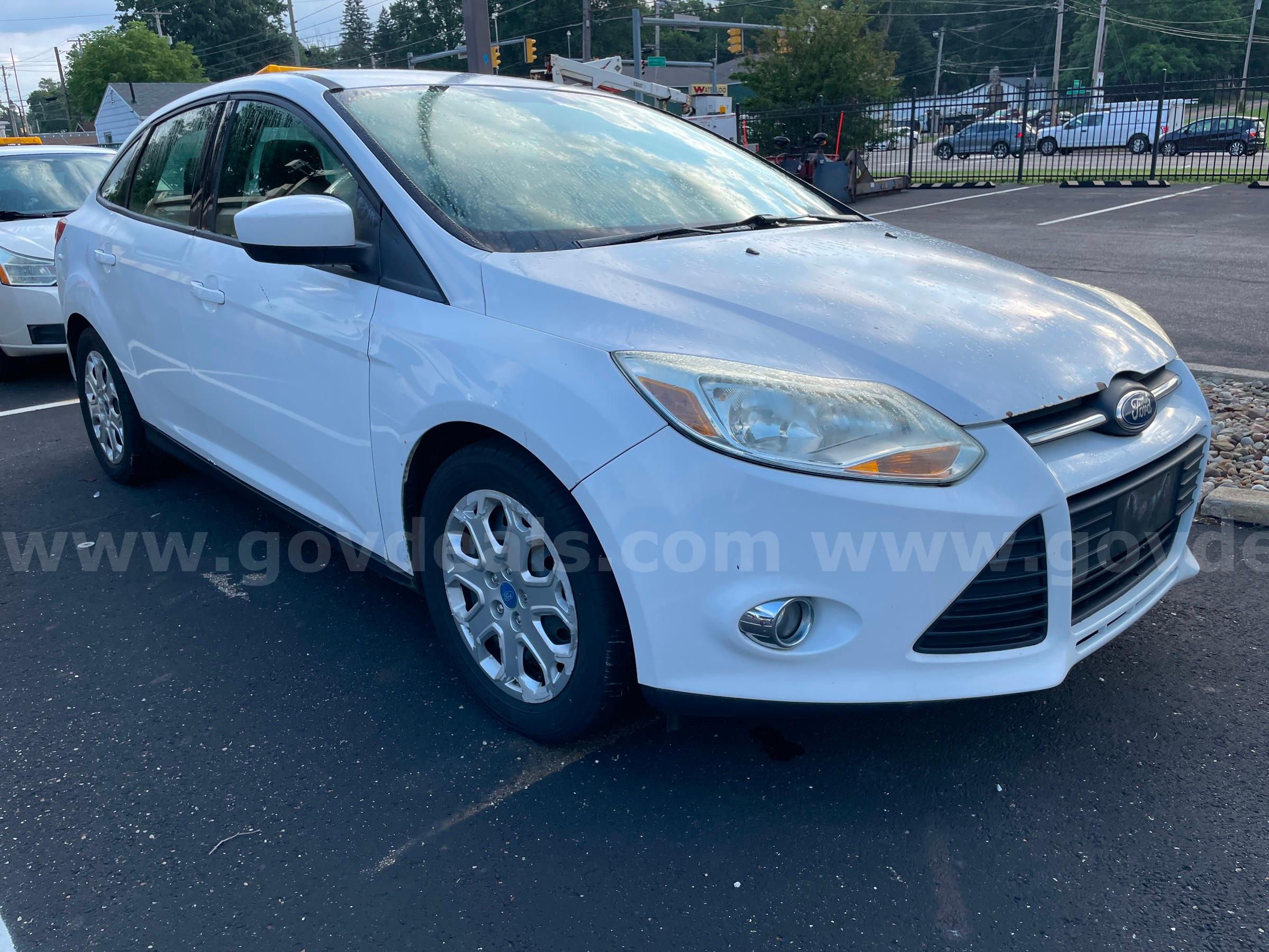 2012 Ford Focus SE Sedan FORD Focus Government Surplus Auction - Photo #6