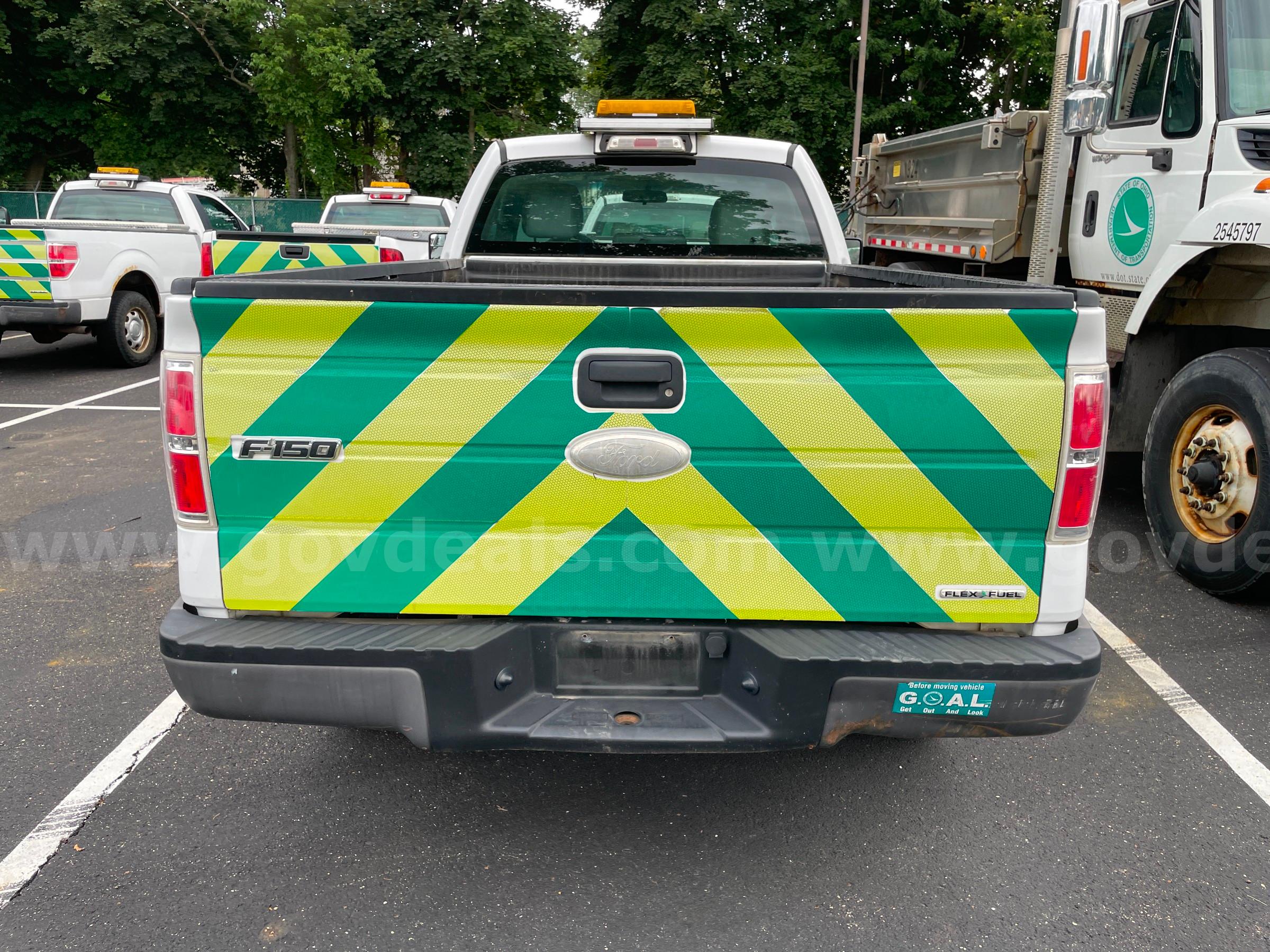 2011 Ford F-150 XL 2WD REG CAB PICKUP with 5.0L V8 FORD F-150 Government Surplus Auction - Photo #4