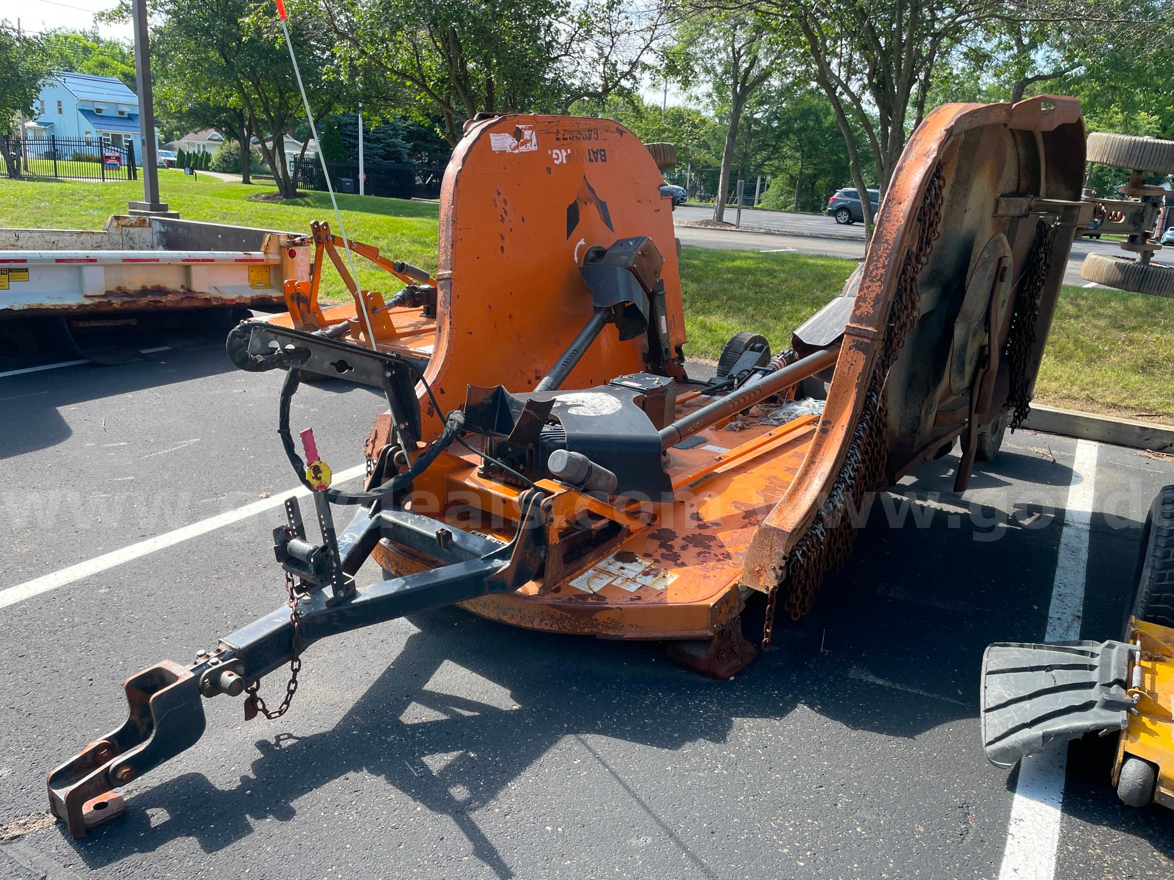 Woods Bat-Wing Mower, Model BW15.60 WOODS BW15.60 BATWING Government Surplus Auction - Primary Photo