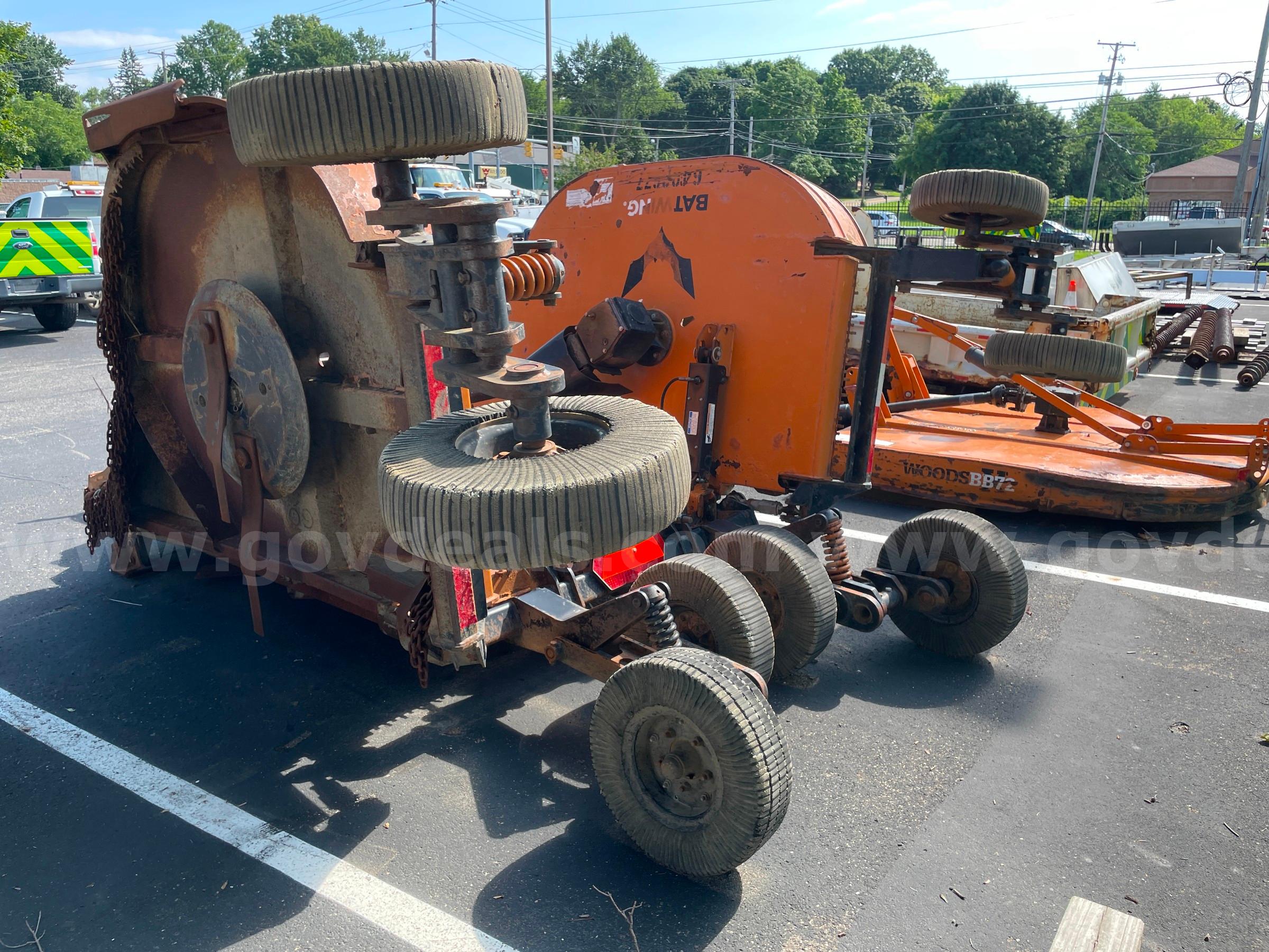 Woods Bat-Wing Mower, Model BW15.60 WOODS BW15.60 BATWING Government Surplus Auction - Photo #2