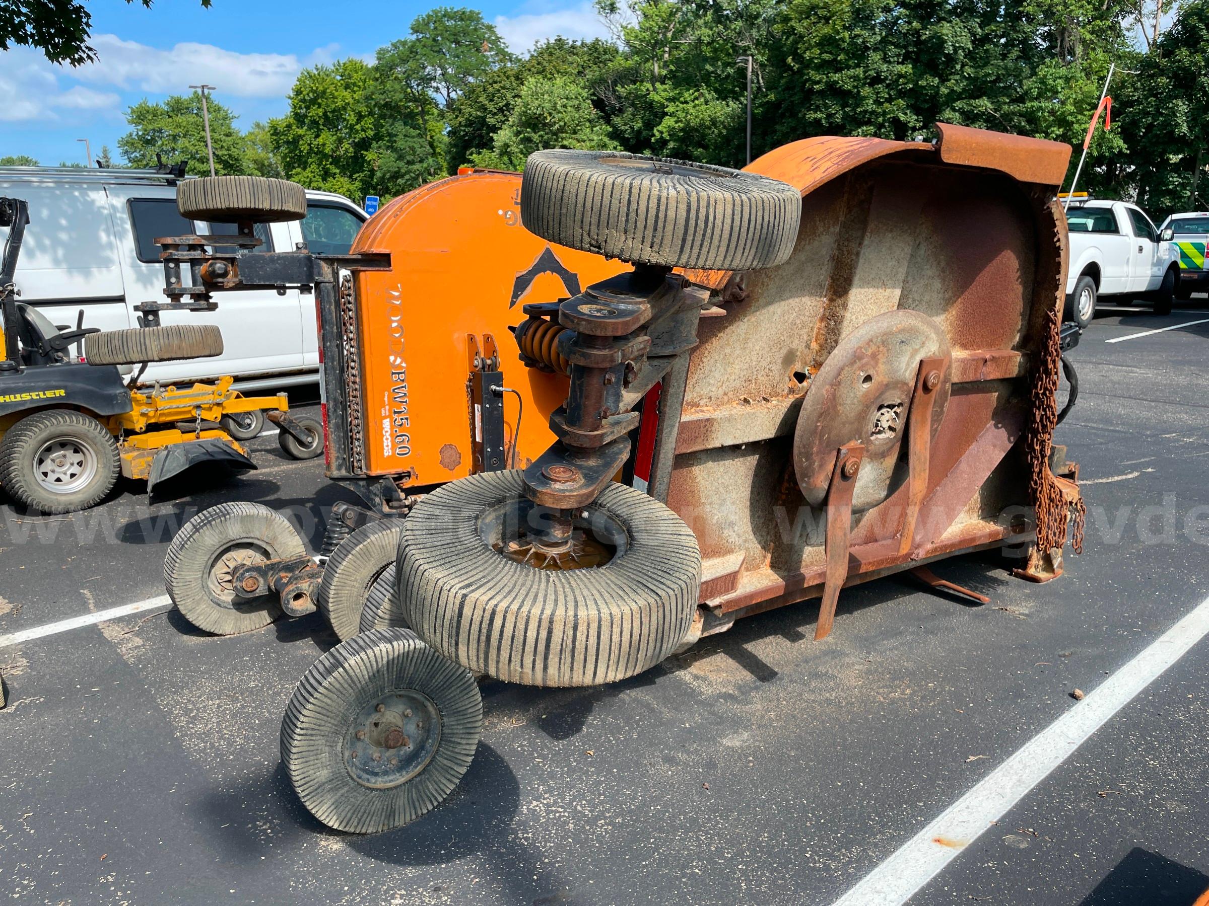 Woods Bat-Wing Mower, Model BW15.60 WOODS BW15.60 BATWING Government Surplus Auction - Photo #4