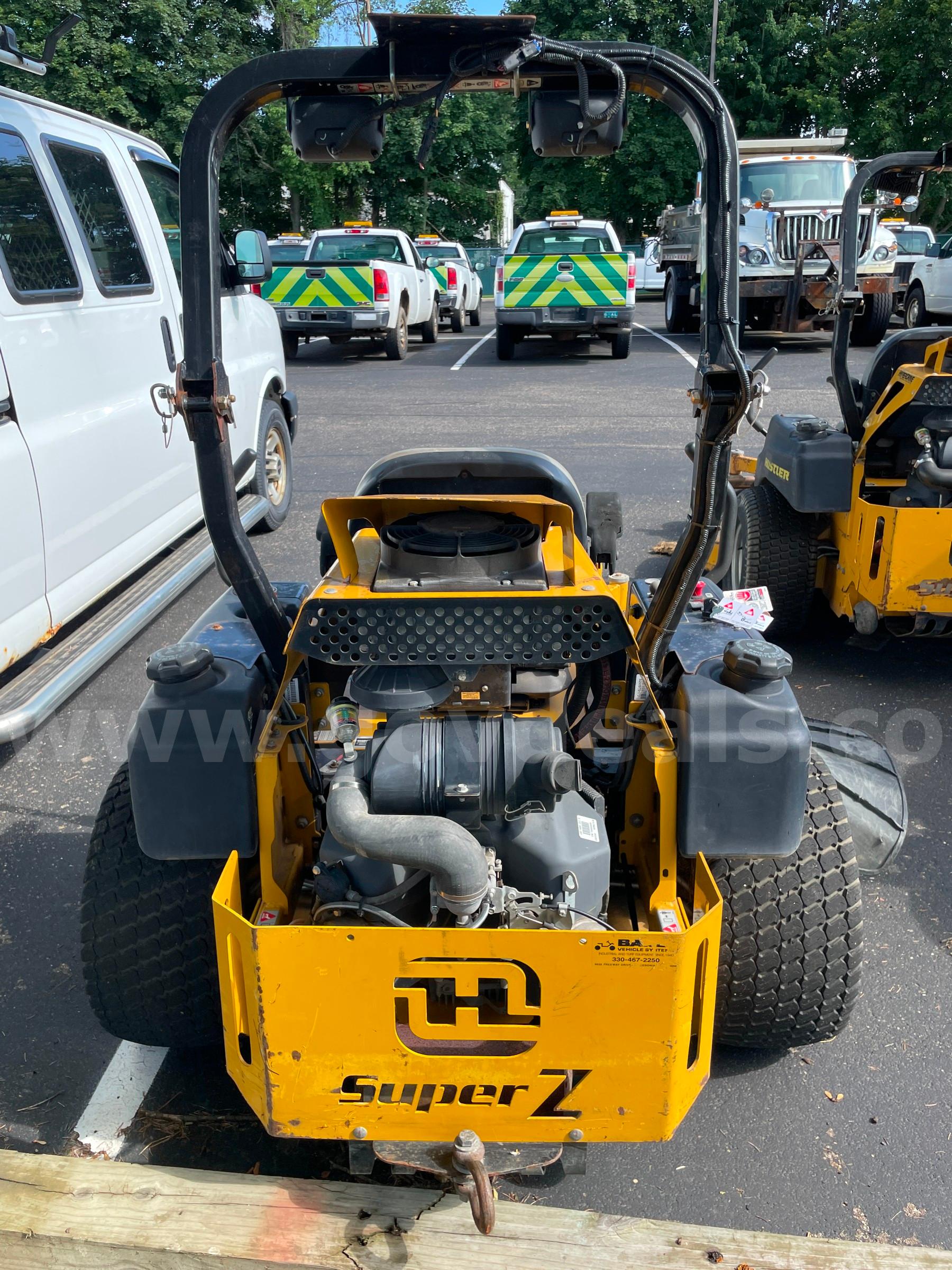 Hustler VX4 Zero-Turn Mower, 60in deck HUSTLER 60 Government Surplus Auction - Photo #3