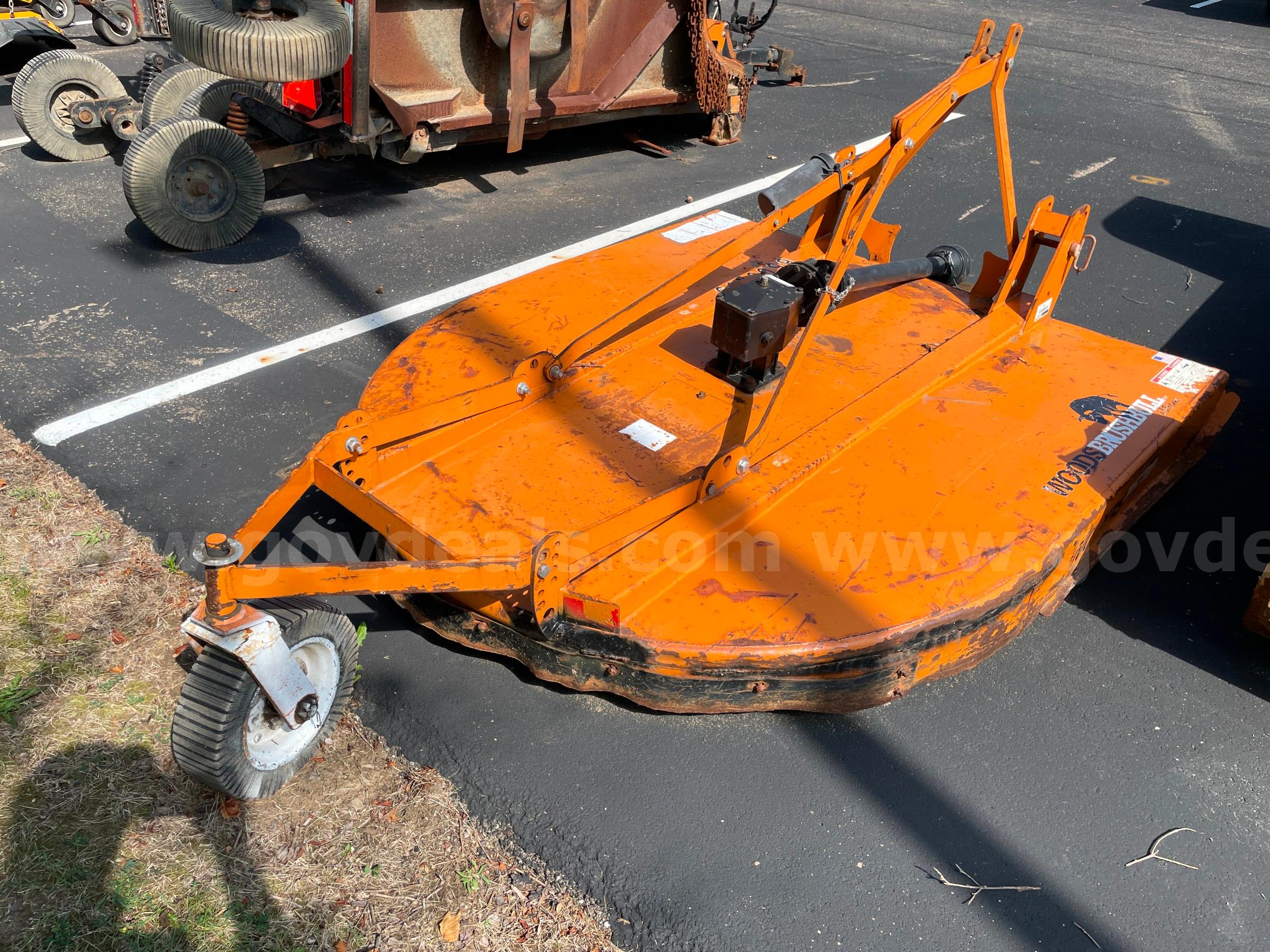Woods BrushBull Mower Deck, Model BB72X with 3-Point Hitch WOODS BB72X Government Surplus Auction - Photo #4
