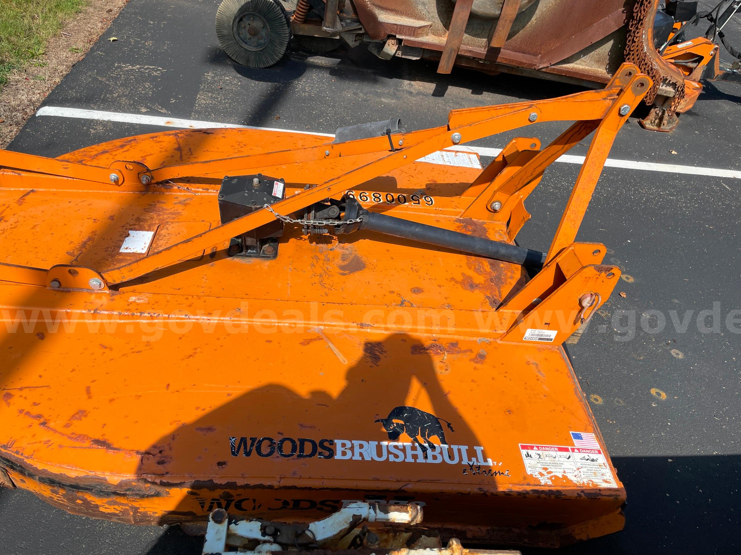 Woods BrushBull Mower Deck, Model BB72X with 3-Point Hitch WOODS BB72X Government Surplus Auction - Photo #5