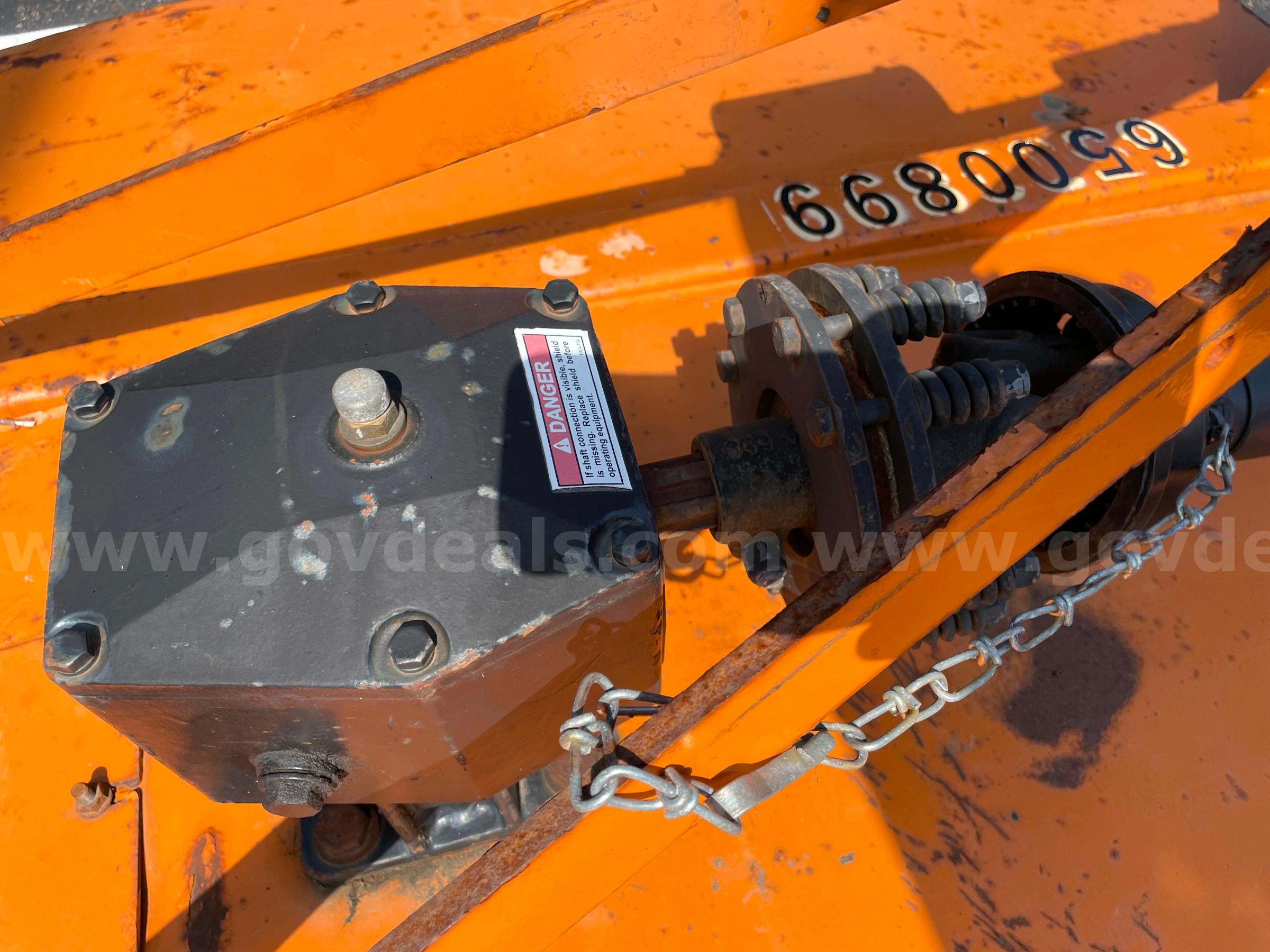 Woods BrushBull Mower Deck, Model BB72X with 3-Point Hitch WOODS BB72X Government Surplus Auction - Photo #6