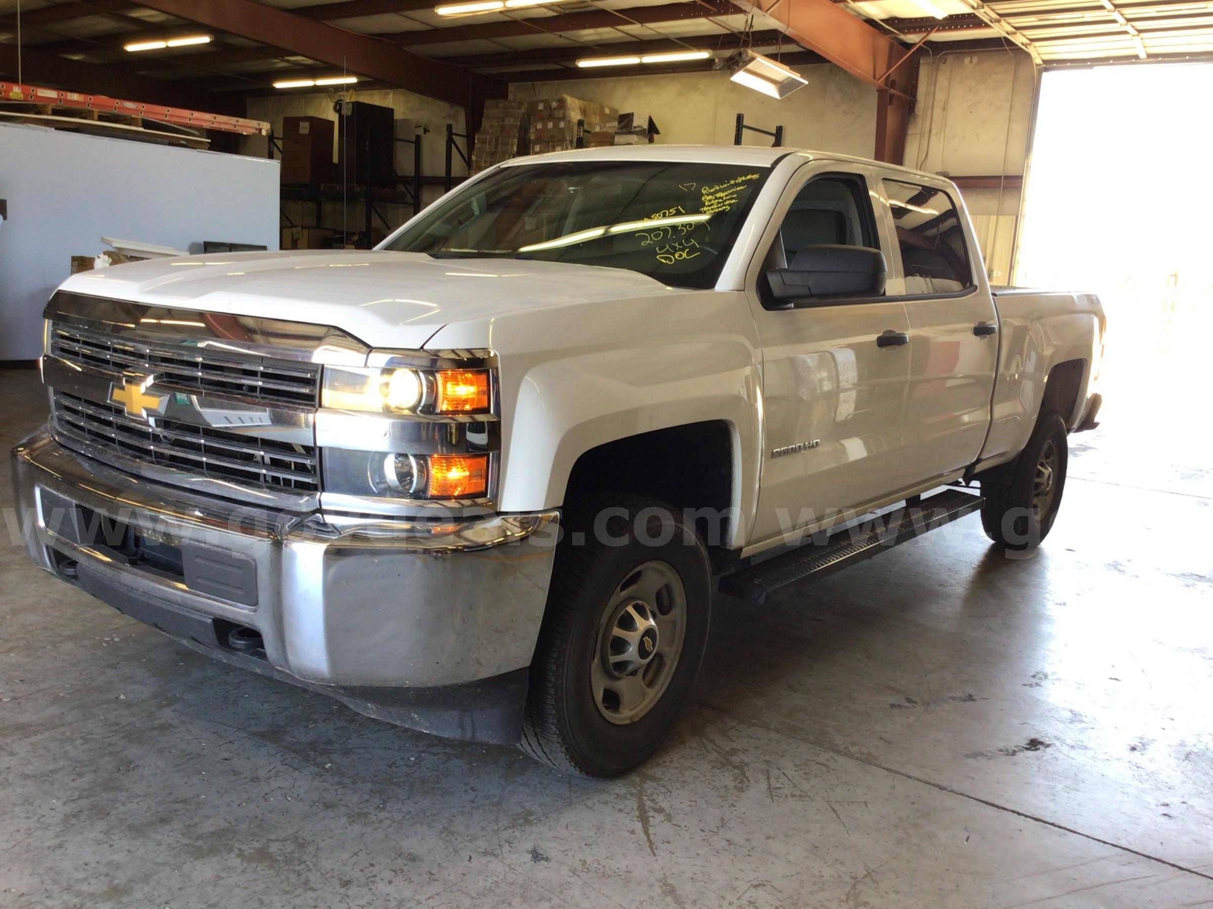 2017 Chevrolet Silverado 2500HD Chevrolet Silverado 2500HD Government Surplus Auction - Photo #2