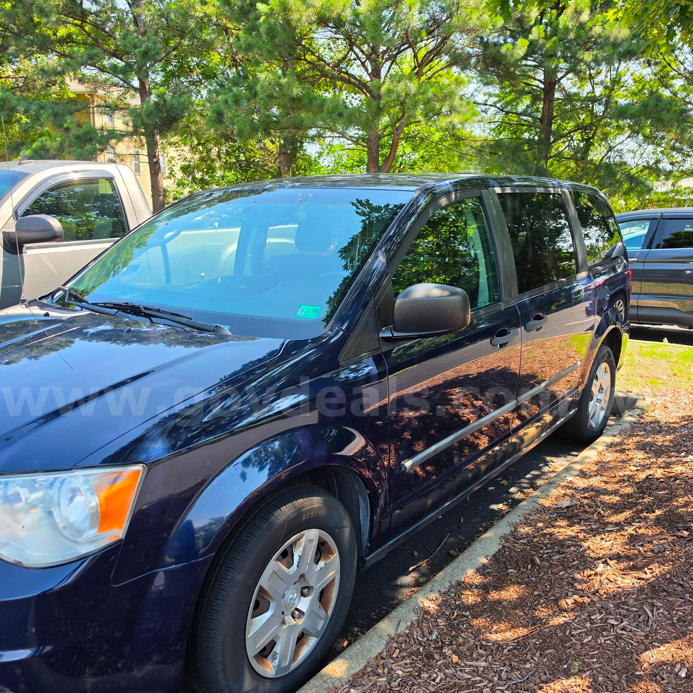2013 Ram Cargo Van Ram Cargo Van Government Surplus Auction - Photo #4