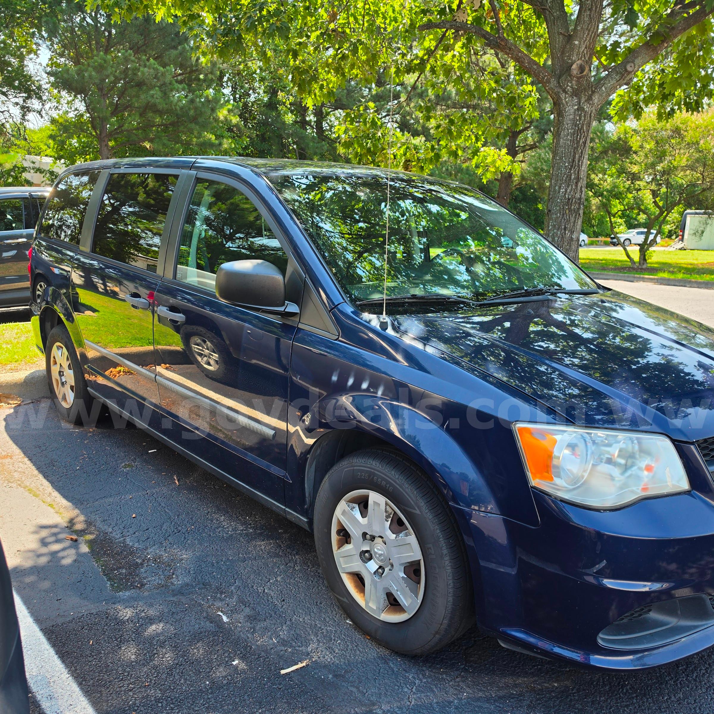 2013 Ram Cargo Van Ram Cargo Van Government Surplus Auction - Photo #5