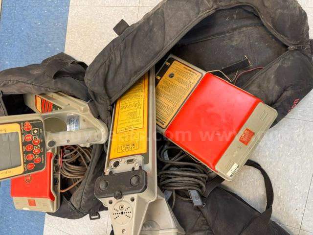 Lot - Line Tracers/Cable & Pipe Locaters / Frequency Transm   Government Surplus Auction - Photo #2