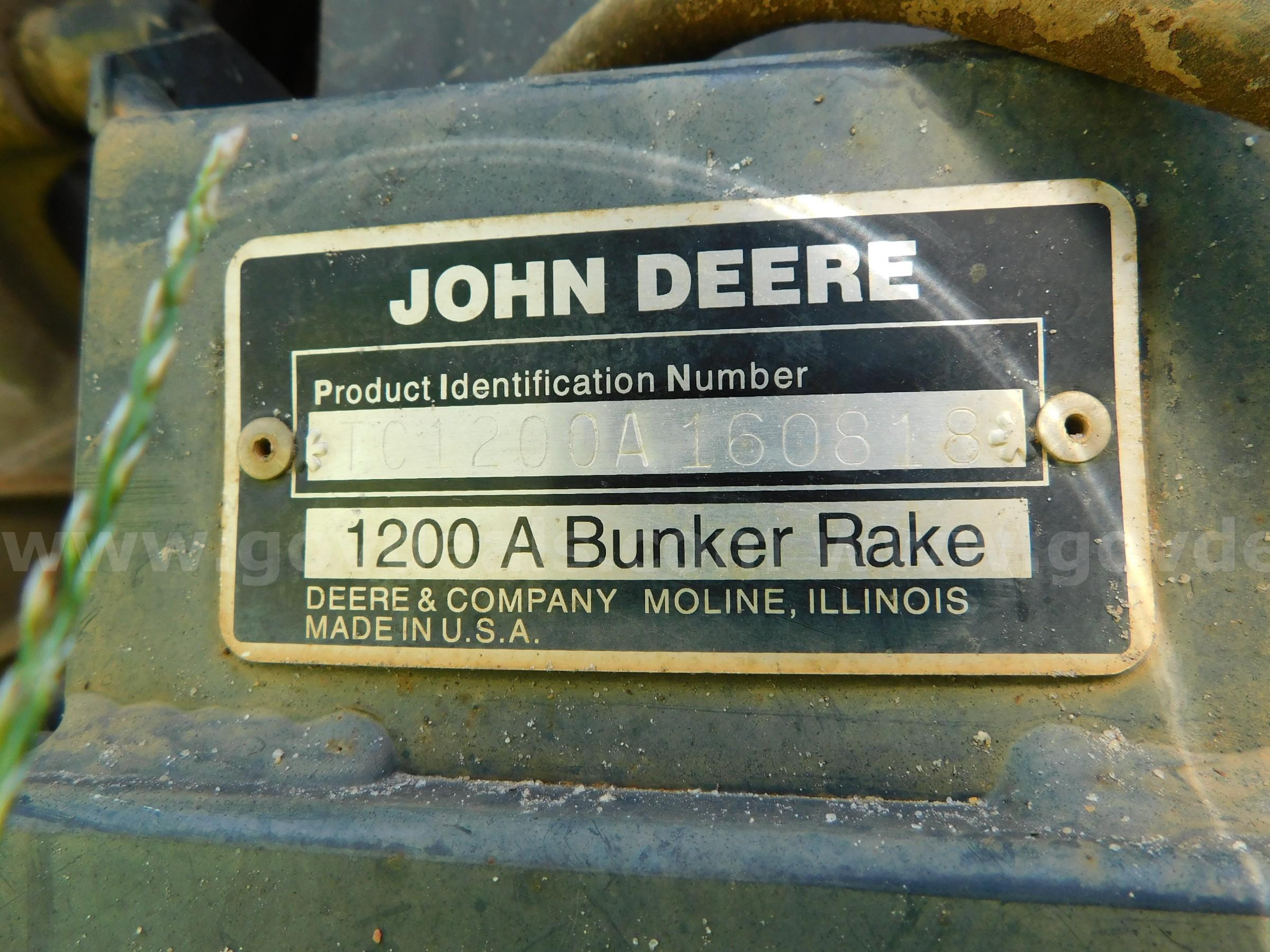 BUNKER RAKE, JOHN DEERE JOHN DEERE 1200A Government Surplus Auction - Photo #6