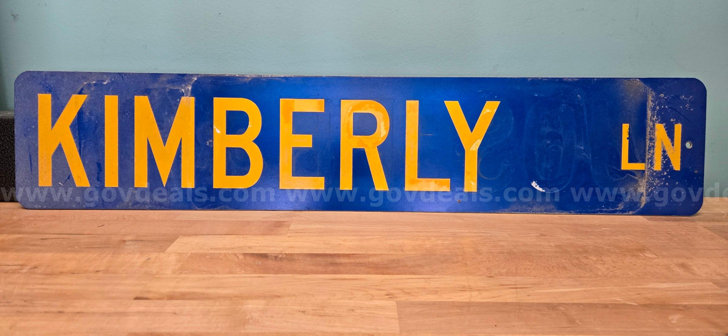 Aluminum Street Sign ** KIMBERLY LN **   Government Surplus Auction - Photo #5