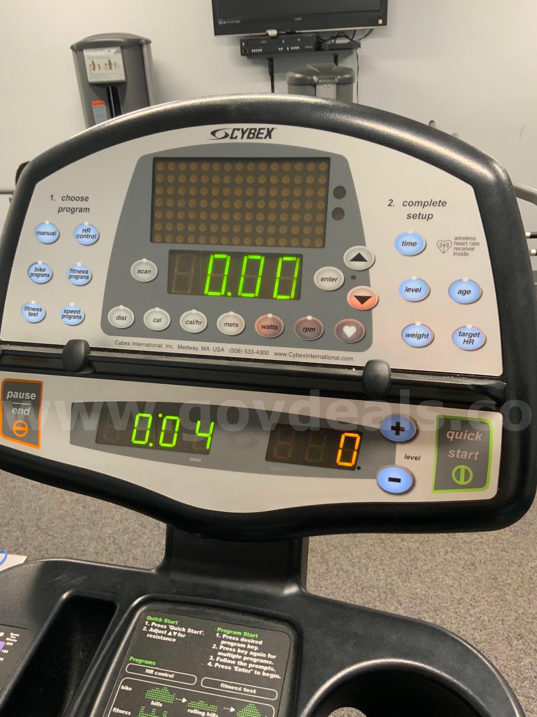 Cybex 530C Cyclone Upright Stationary Bike Self-Powered Commercial-Grade Gym Exercise Equipment Machine #R5 Cybex 530C Government Surplus Auction - Photo #2