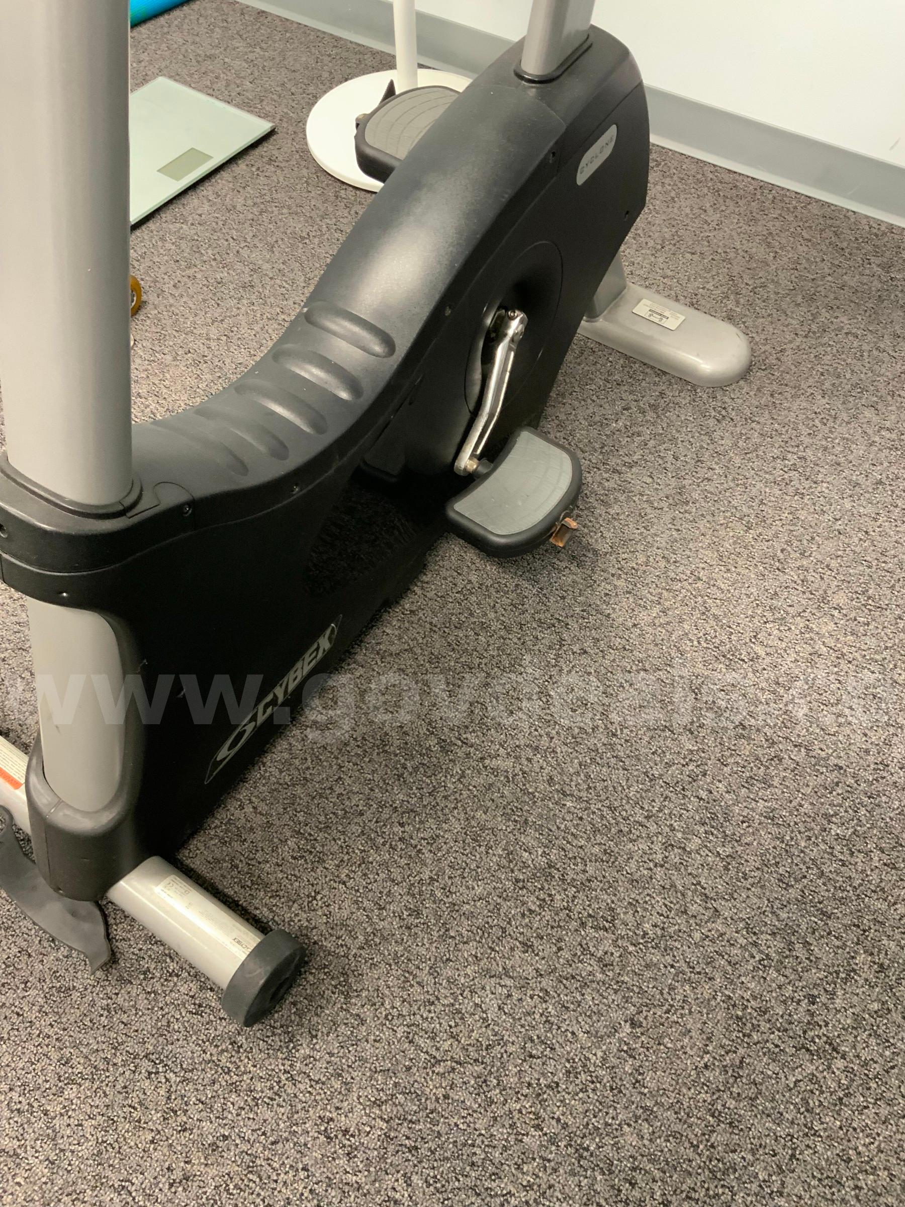 Cybex 530C Cyclone Upright Stationary Bike Self-Powered Commercial-Grade Gym Exercise Equipment Machine #R5 Cybex 530C Government Surplus Auction - Photo #3