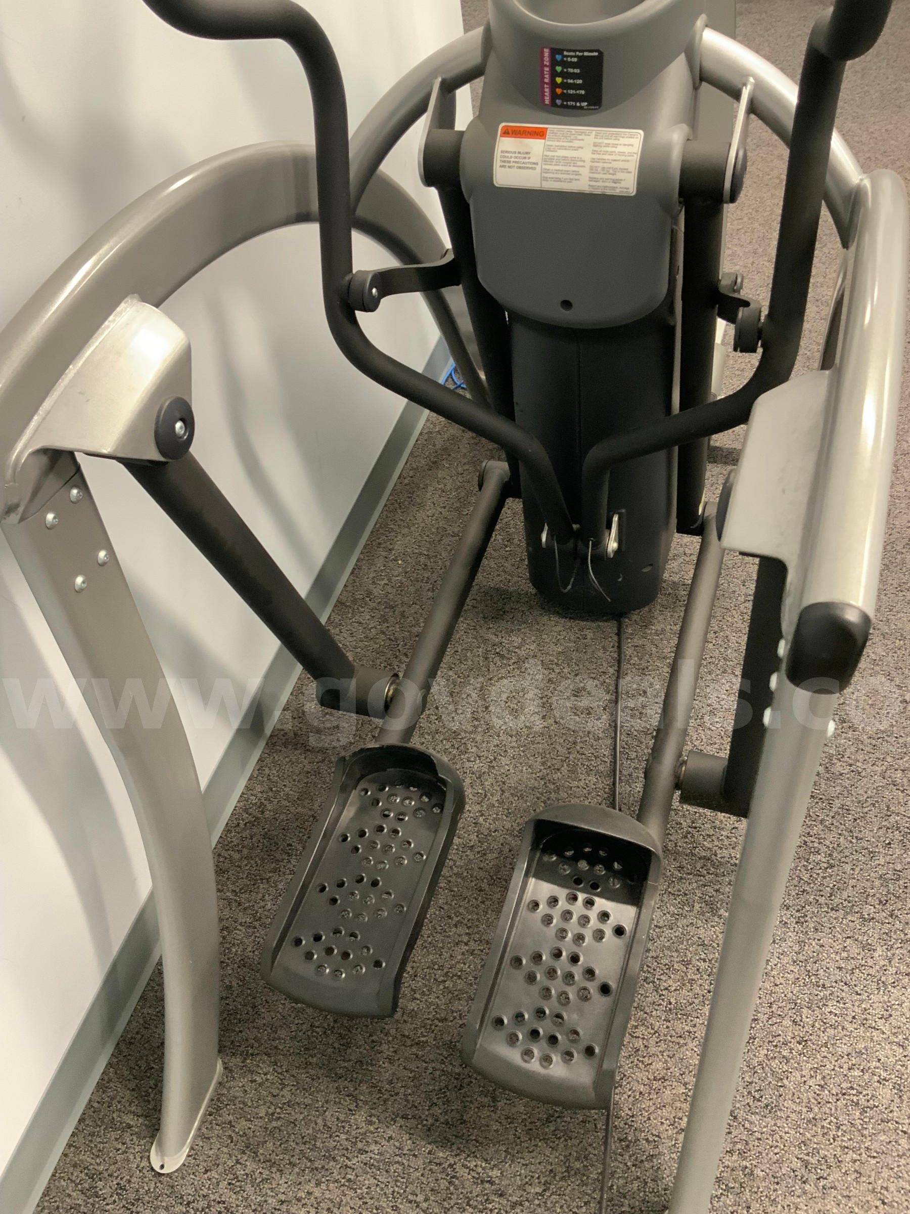 Cybex 425A Total Body Arc Trainer Machine Cross-Training Light-Commercial Exercise Gym Equipment #R6 Cybex 425A Government Surplus Auction - Photo #3