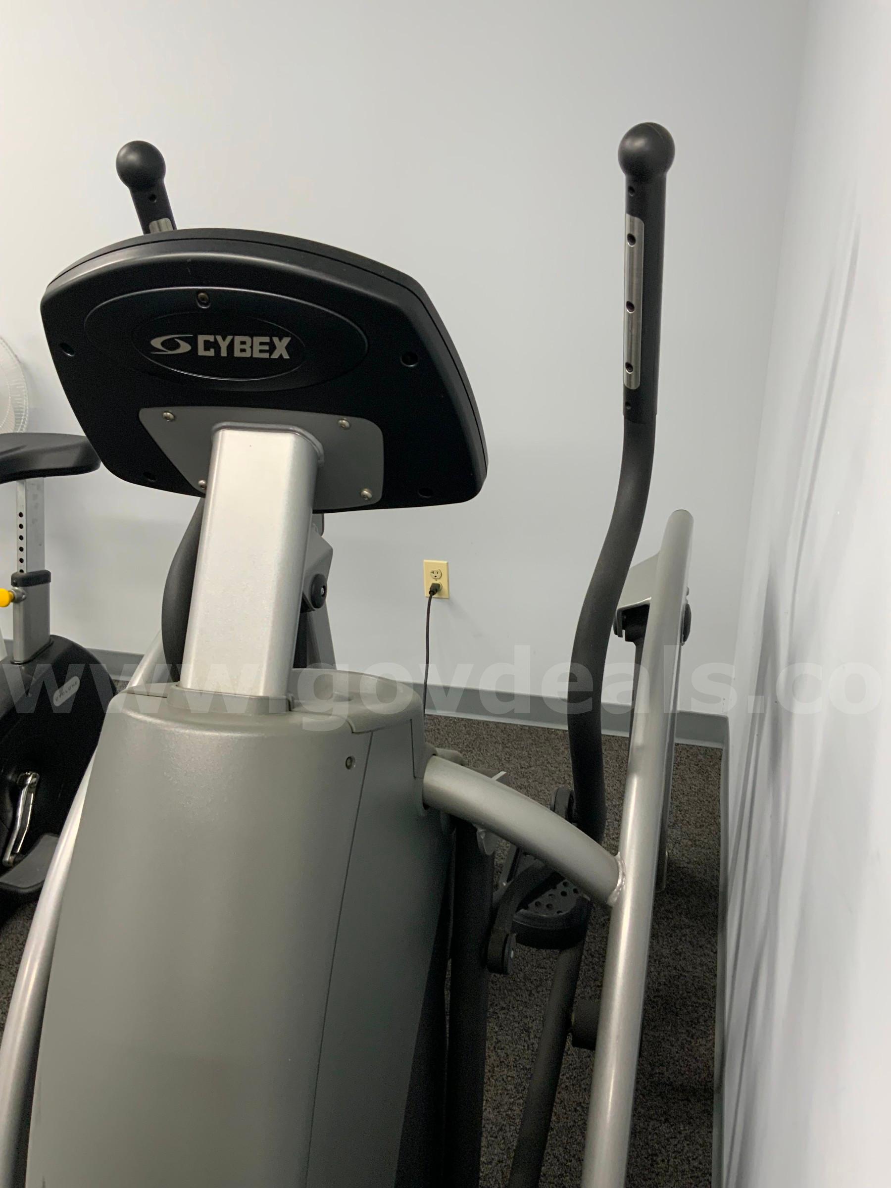 Cybex 425A Total Body Arc Trainer Machine Cross-Training Light-Commercial Exercise Gym Equipment #R6 Cybex 425A Government Surplus Auction - Photo #4
