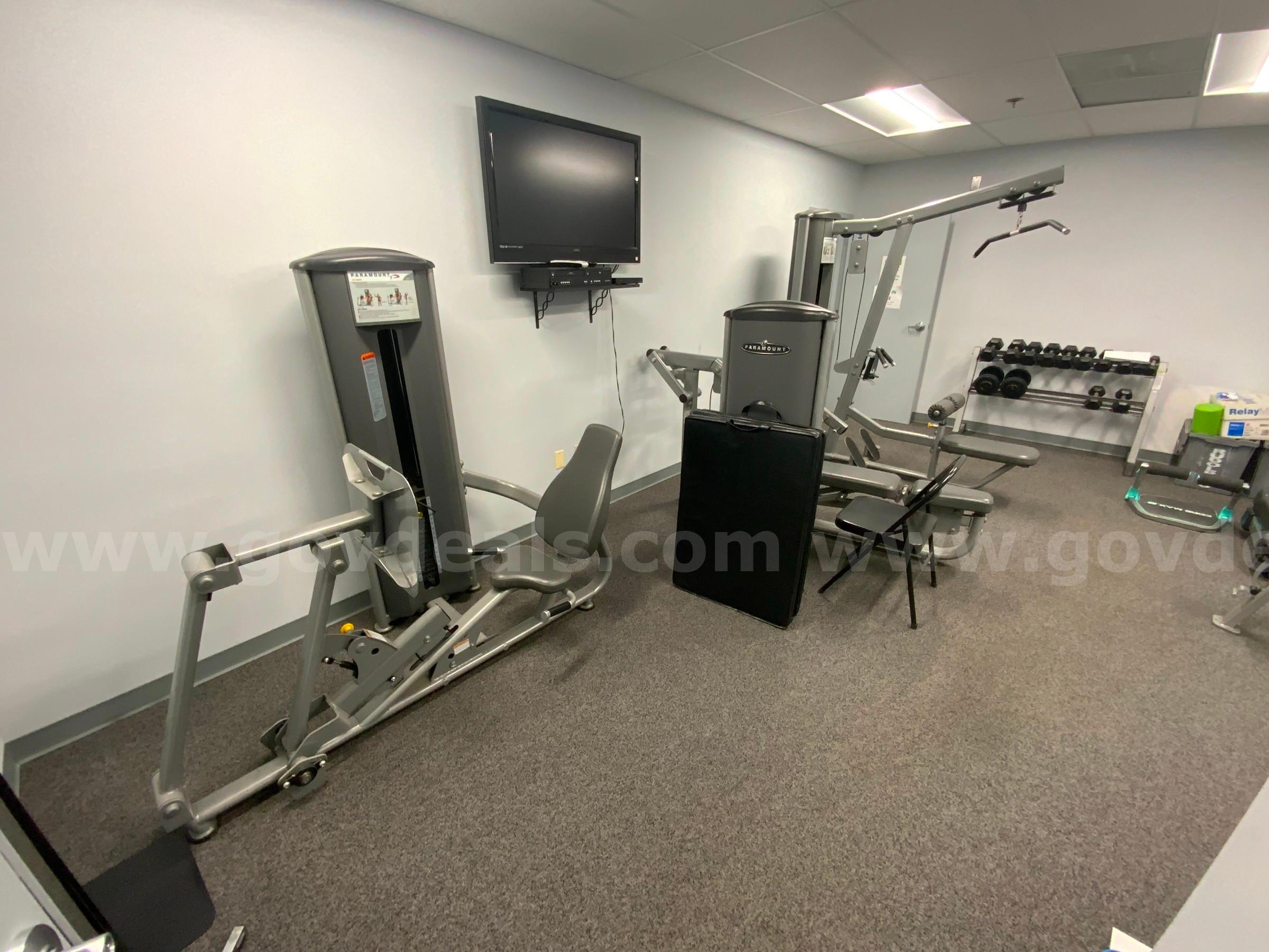 Bulk Lot of Exercise Gym Training Equipment Leg Press Multi-Press Lat Pulldown Seated Row Bench Bike Arc-Trainer #R7 Paramount/Cybex  Government Surplus Auction - Photo #2