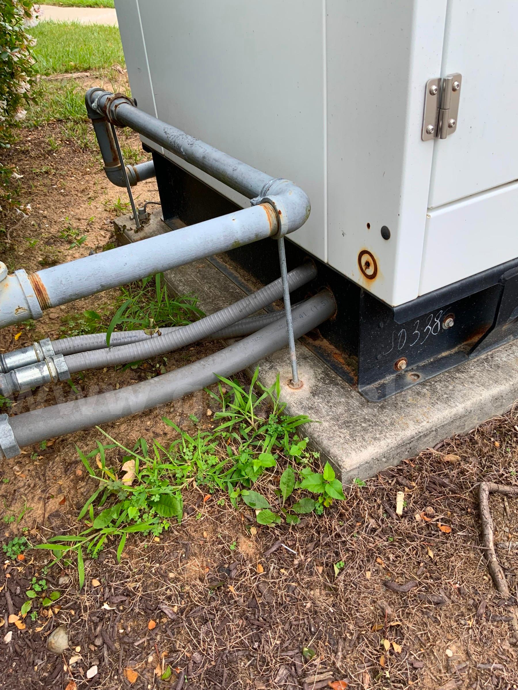 2011 Generac Olympian G50LG2 G6.8.1 Spark Ignited Gas Generator Set 50KW 3PH 619.3 Hours #R8 Generac Olympian 619 Government Surplus Auction - Photo #4