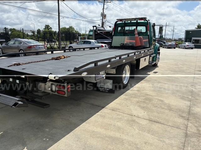 2017 Freightliner M2 106/ 21' ROLL OFF/SKID TRUCK WITH WHEEL LIFT Freightliner 106 Government Surplus Auction - Photo #5