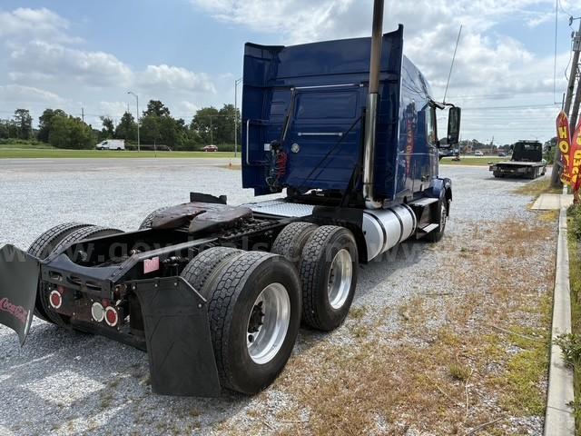 2013 Volvo VNL S;eeper Volvo VNL Government Surplus Auction - Photo #5